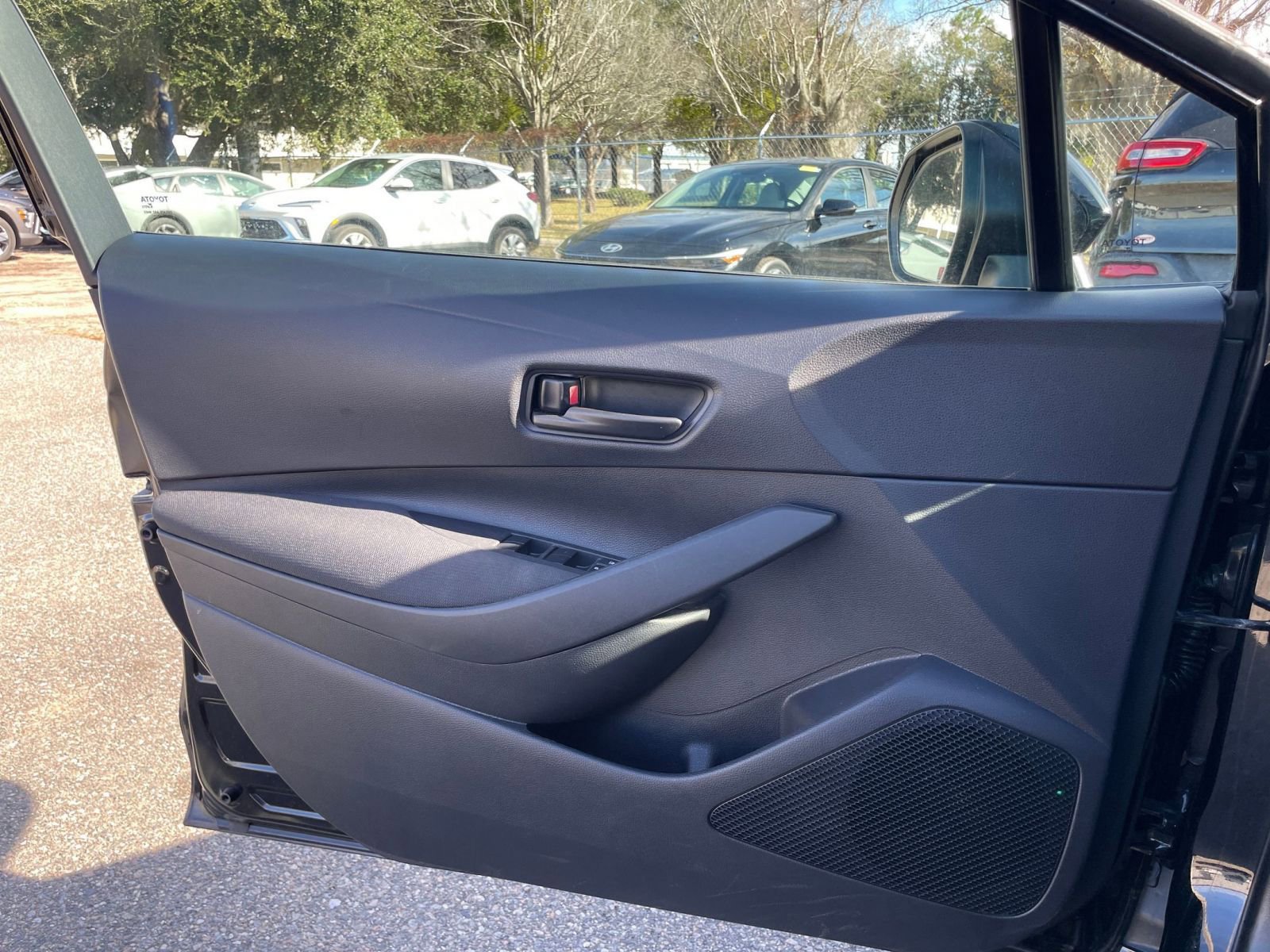 Thumbnail: 2025 Toyota Corolla - 20