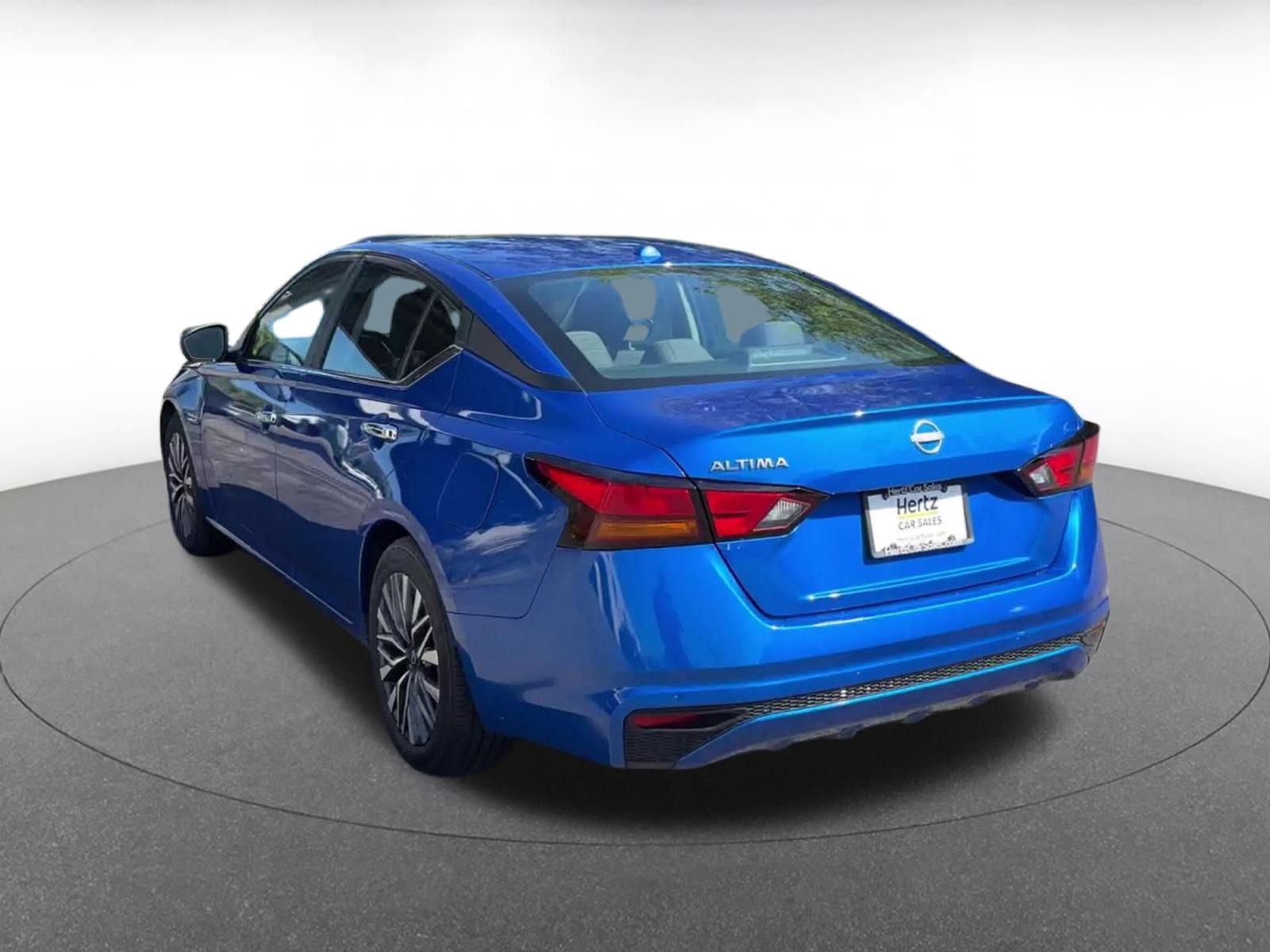 Thumbnail: 2025 Nissan Altima - 10
