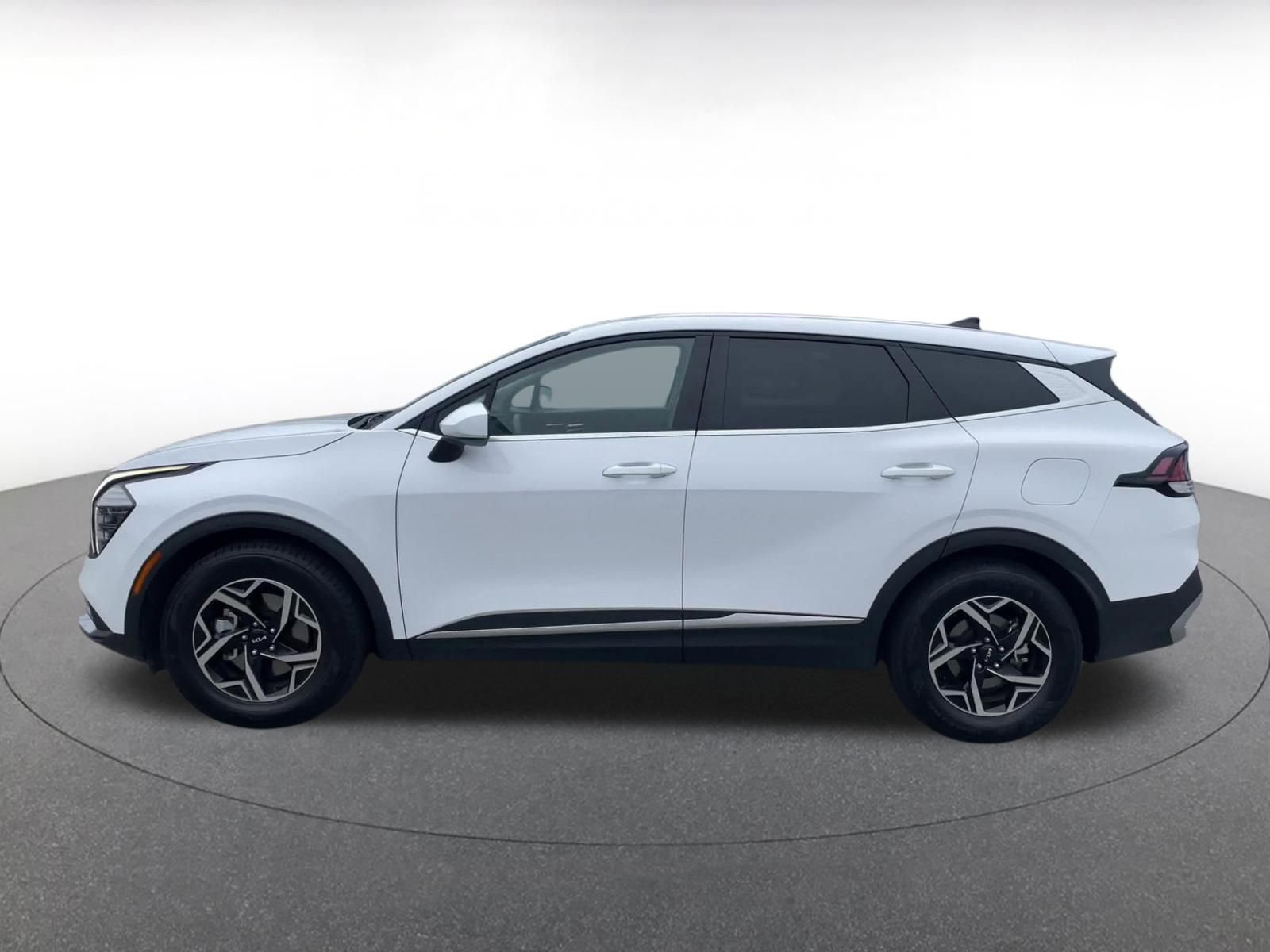 Thumbnail: 2025 Kia Sportage - 8