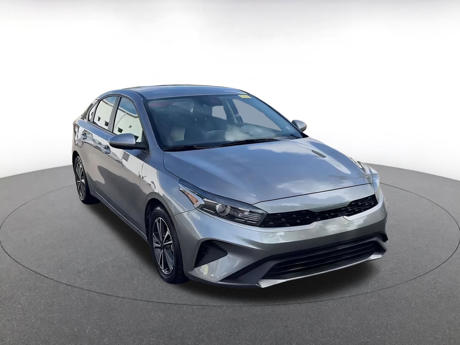 Thumbnail: 2024 Kia Forte - 2