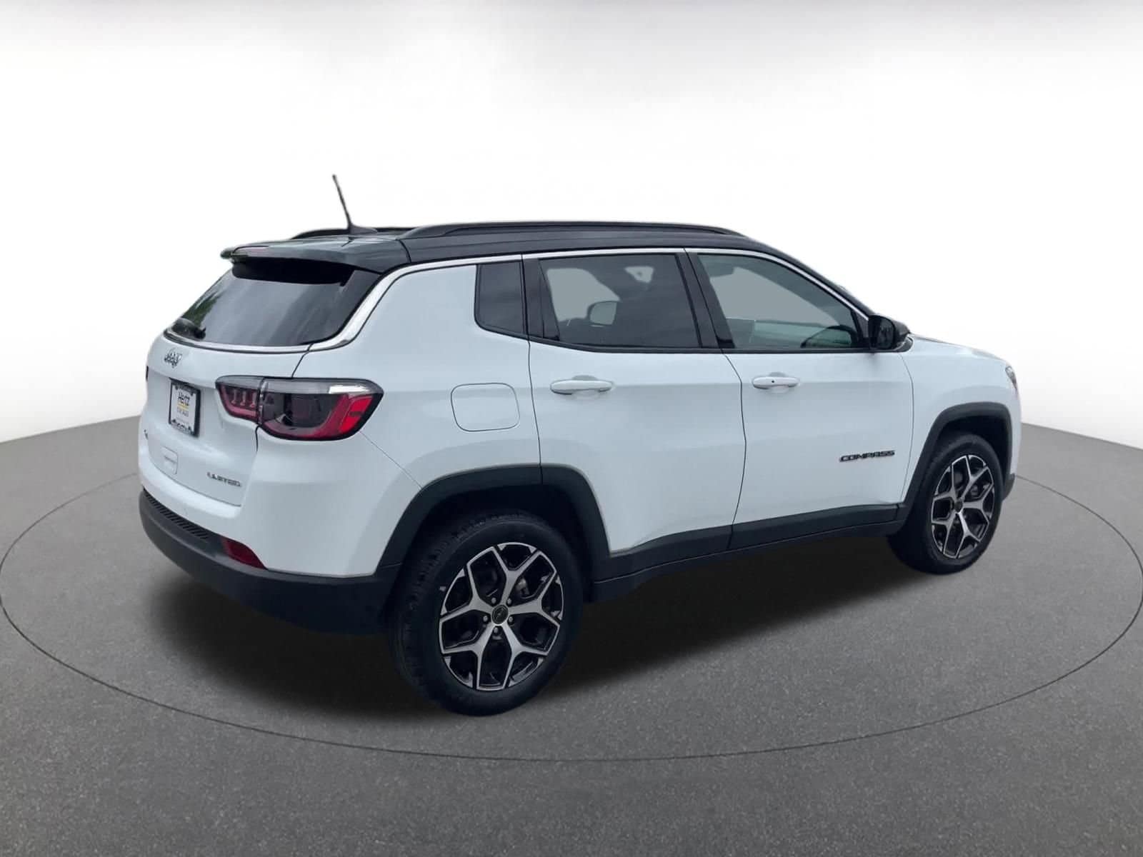 Thumbnail: 2025 Jeep Compass - 14