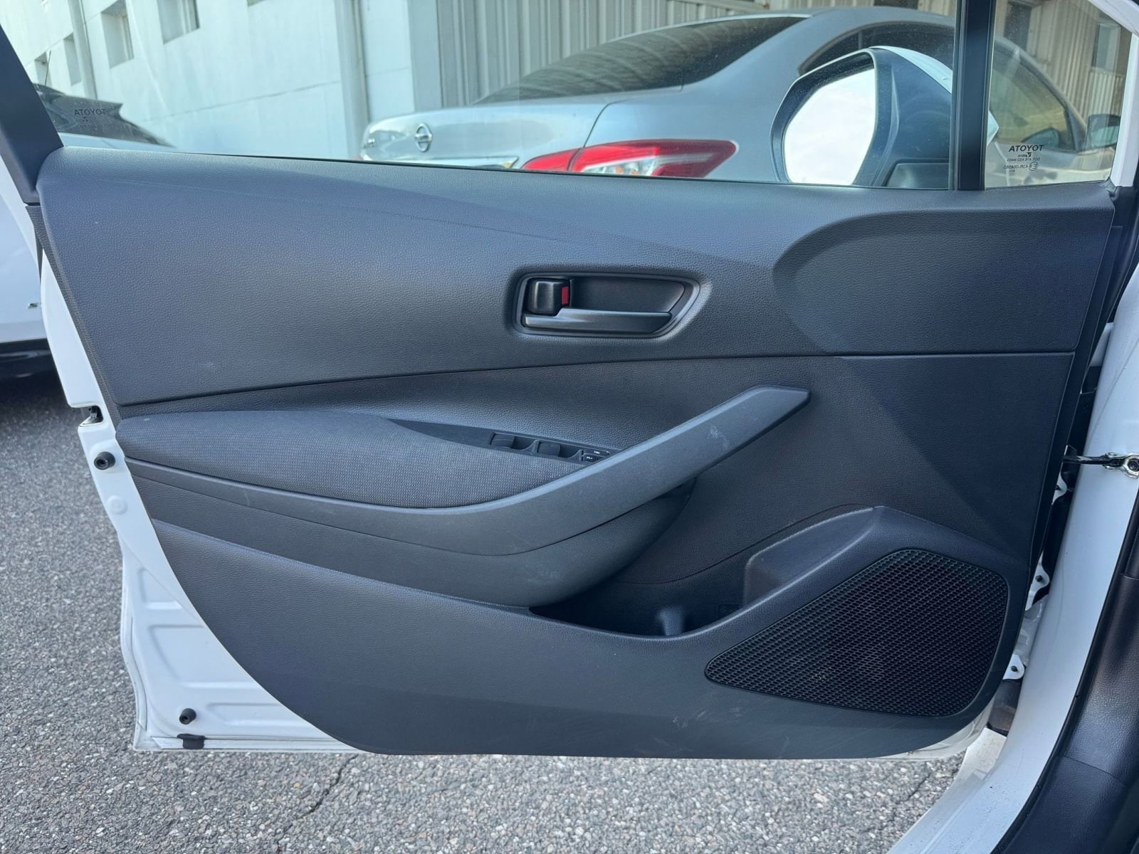 Thumbnail: 2025 Toyota Corolla - 20