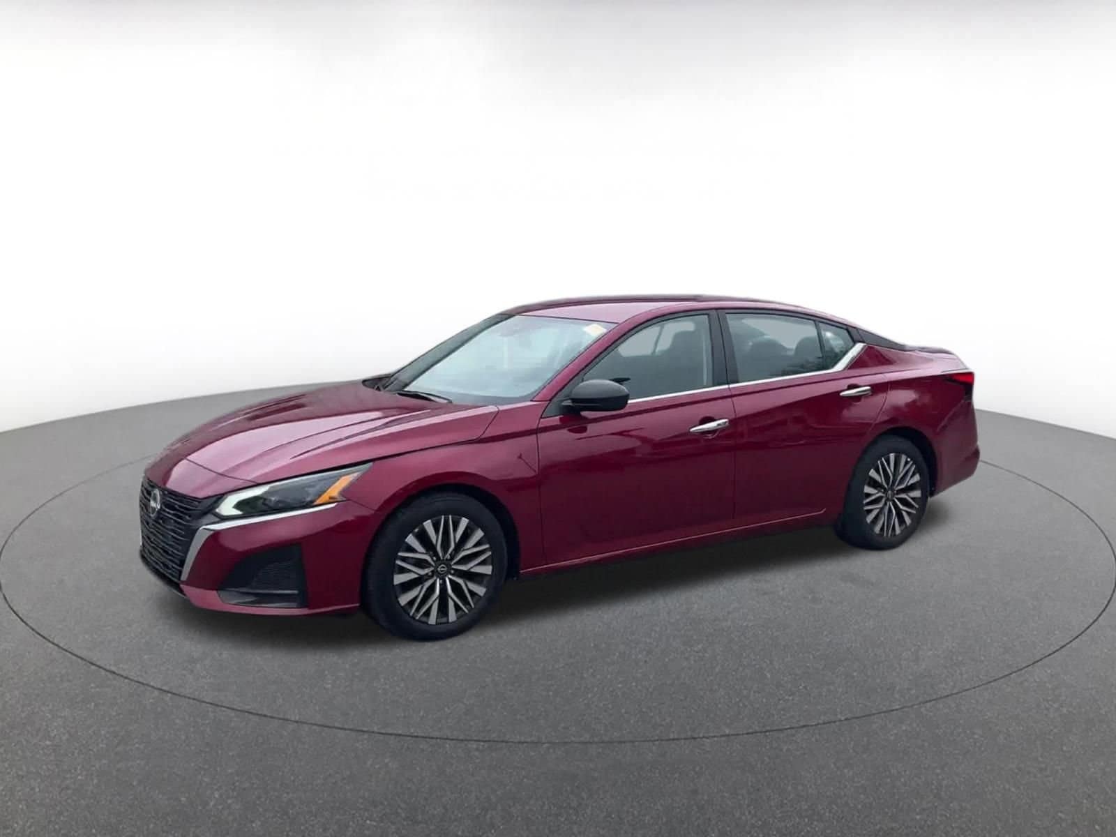 Thumbnail: 2025 Nissan Altima - 7