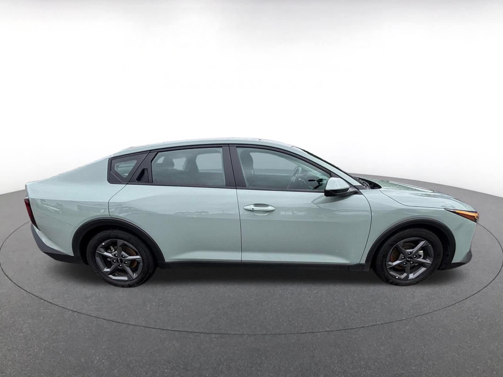Thumbnail: 2025 Kia K4 - 12