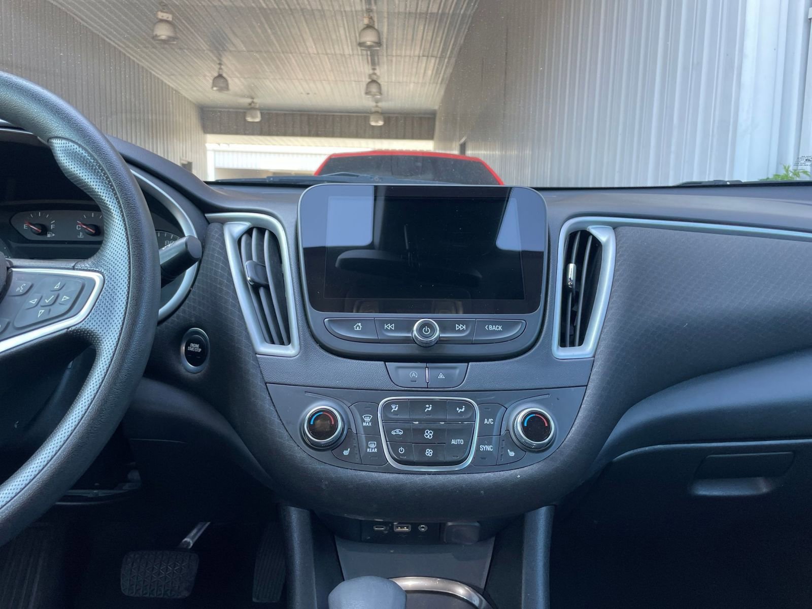 Thumbnail: 2023 Chevrolet Malibu - 20