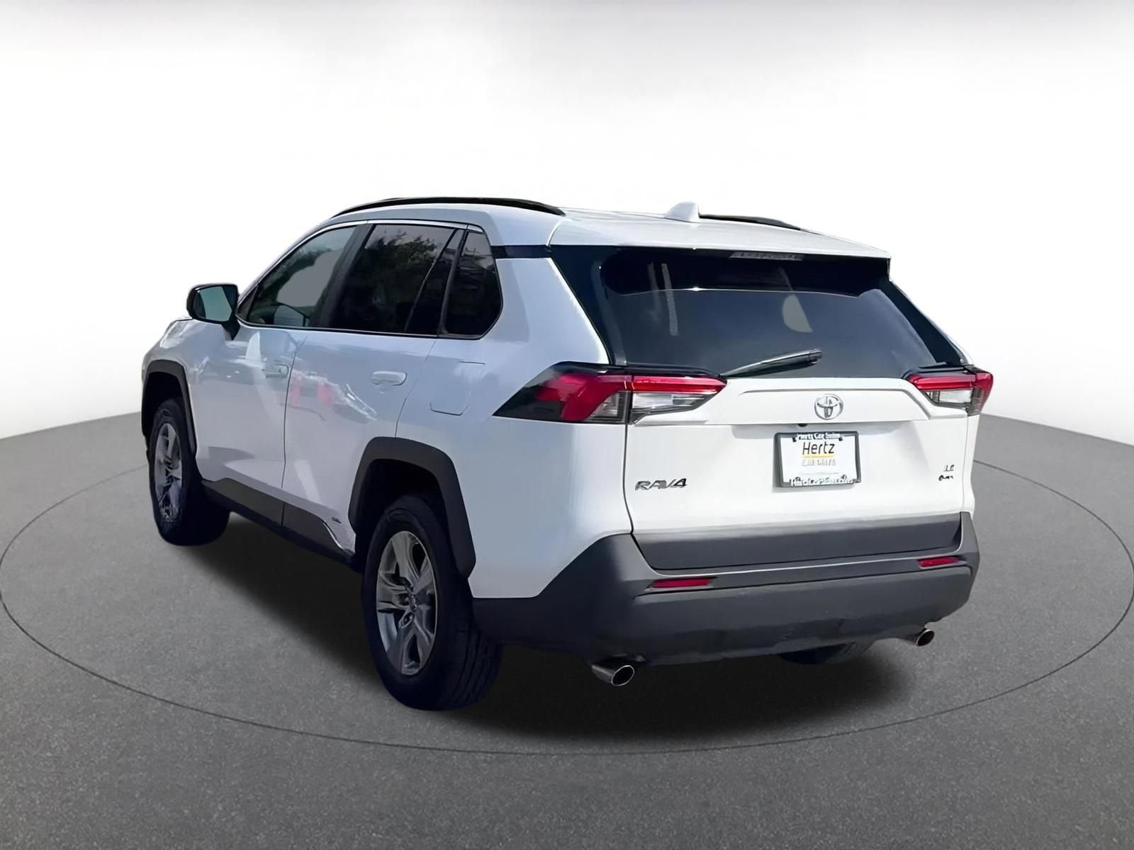 Thumbnail: 2025 Toyota RAV4 - 10