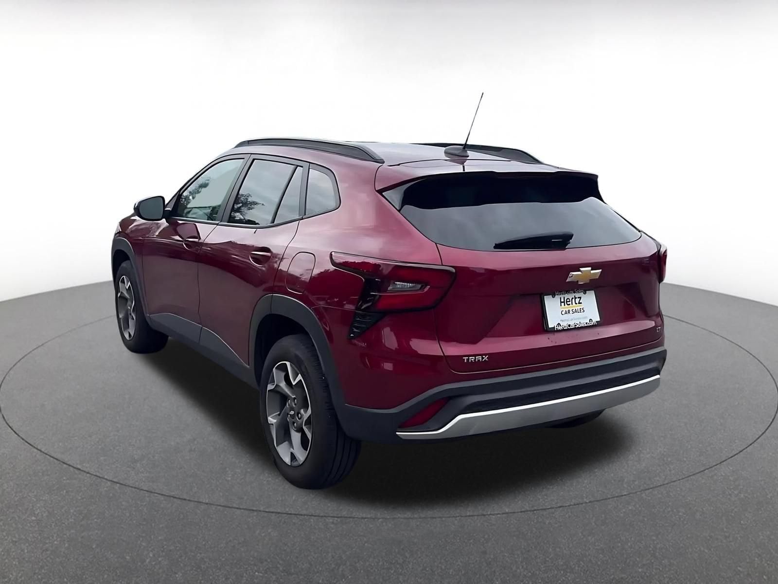 Thumbnail: 2025 Chevrolet Trax - 8