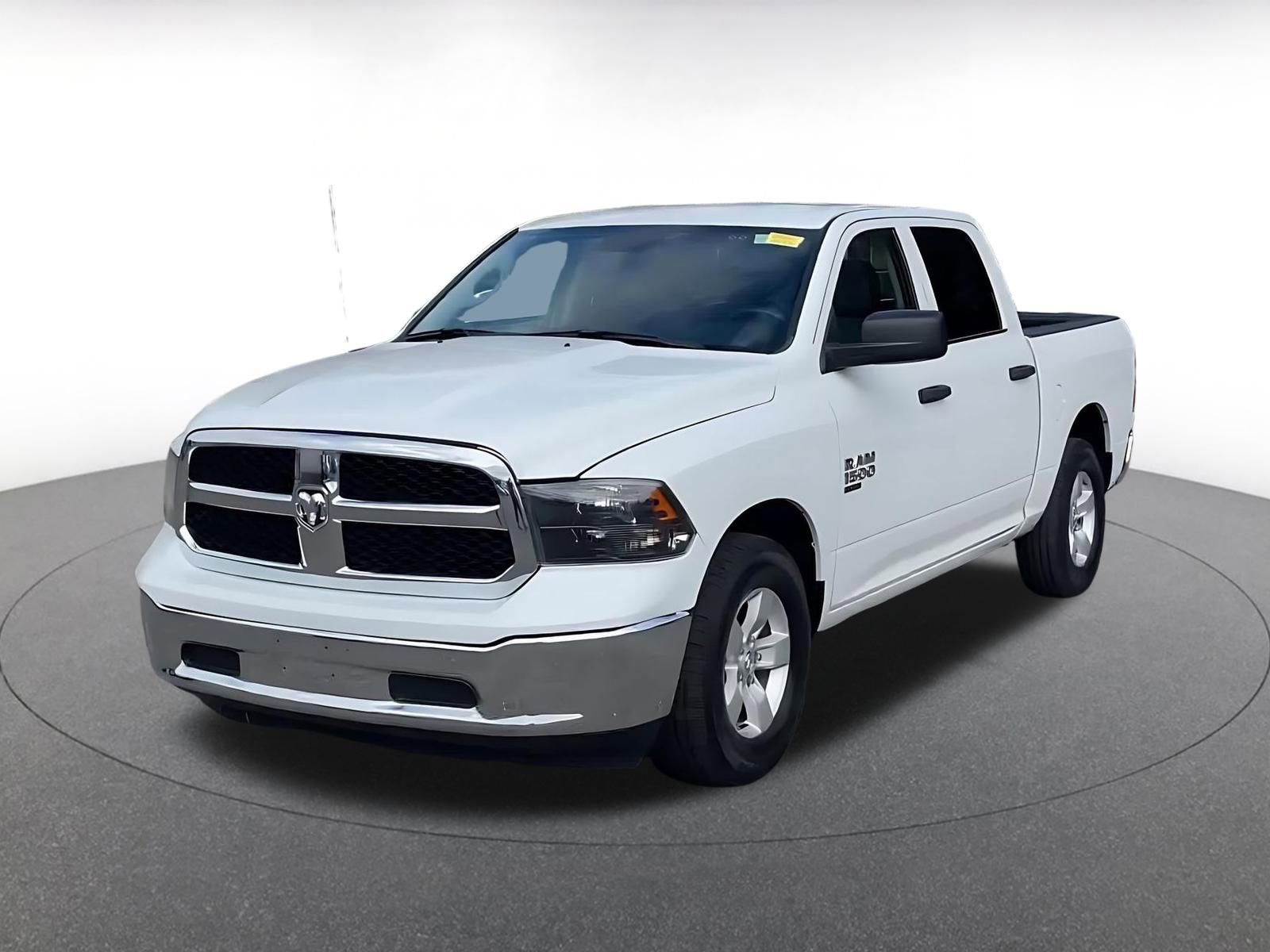 Thumbnail: 2022 RAM 1500 Classic - 4