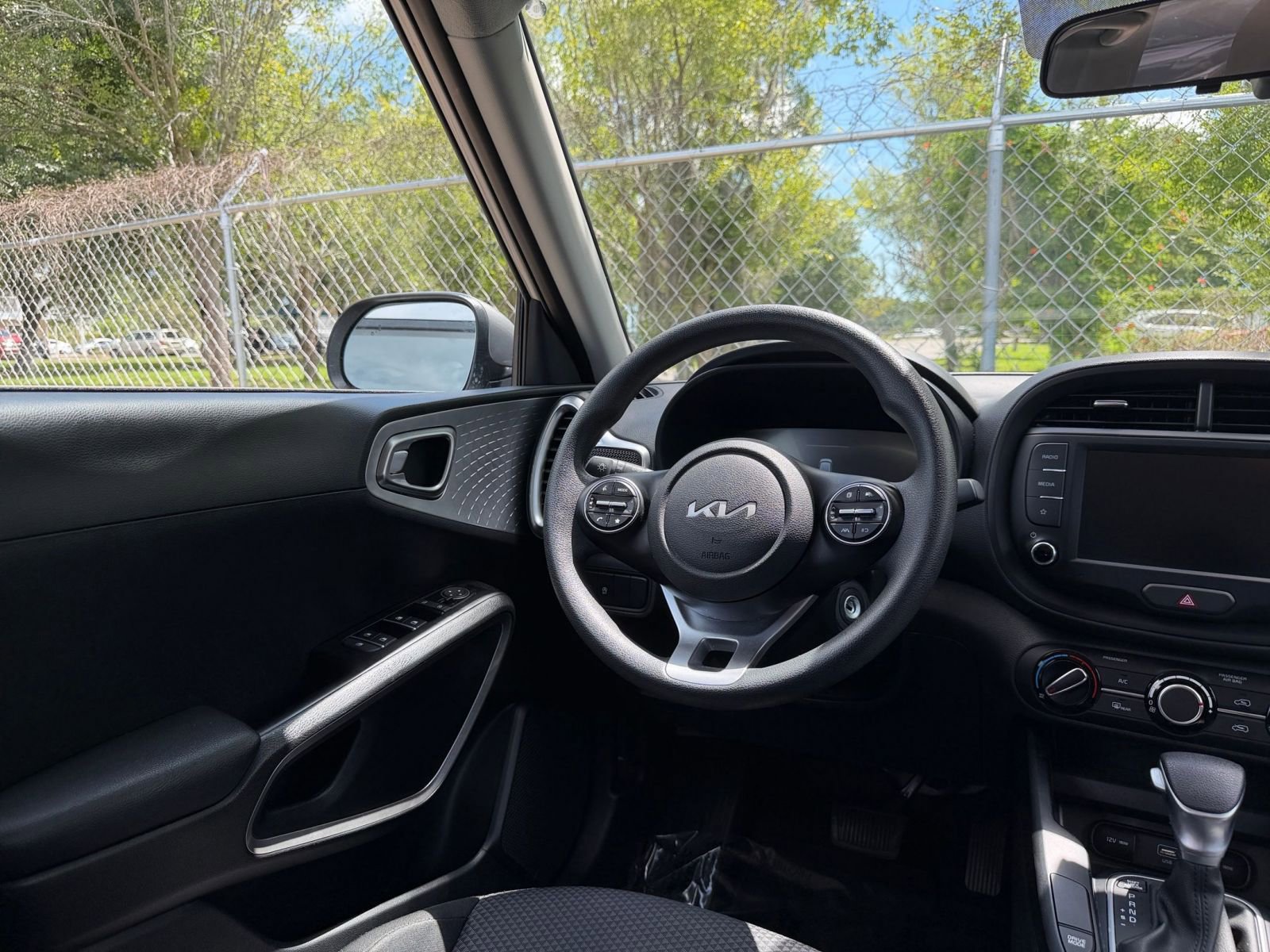 Thumbnail: 2025 Kia Soul - 32