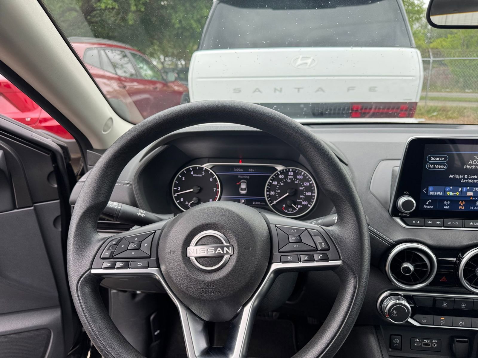 Thumbnail: 2025 Nissan Sentra - 32