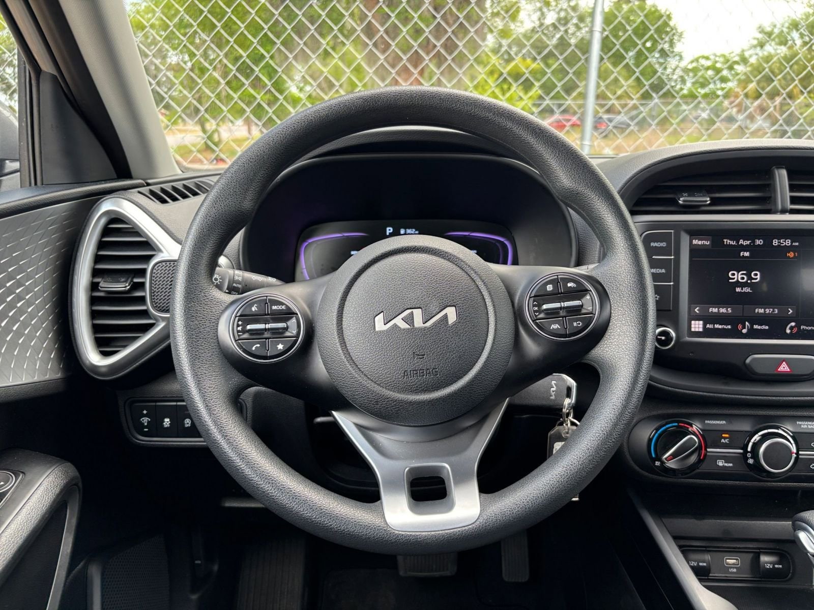 Thumbnail: 2025 Kia Soul - 25
