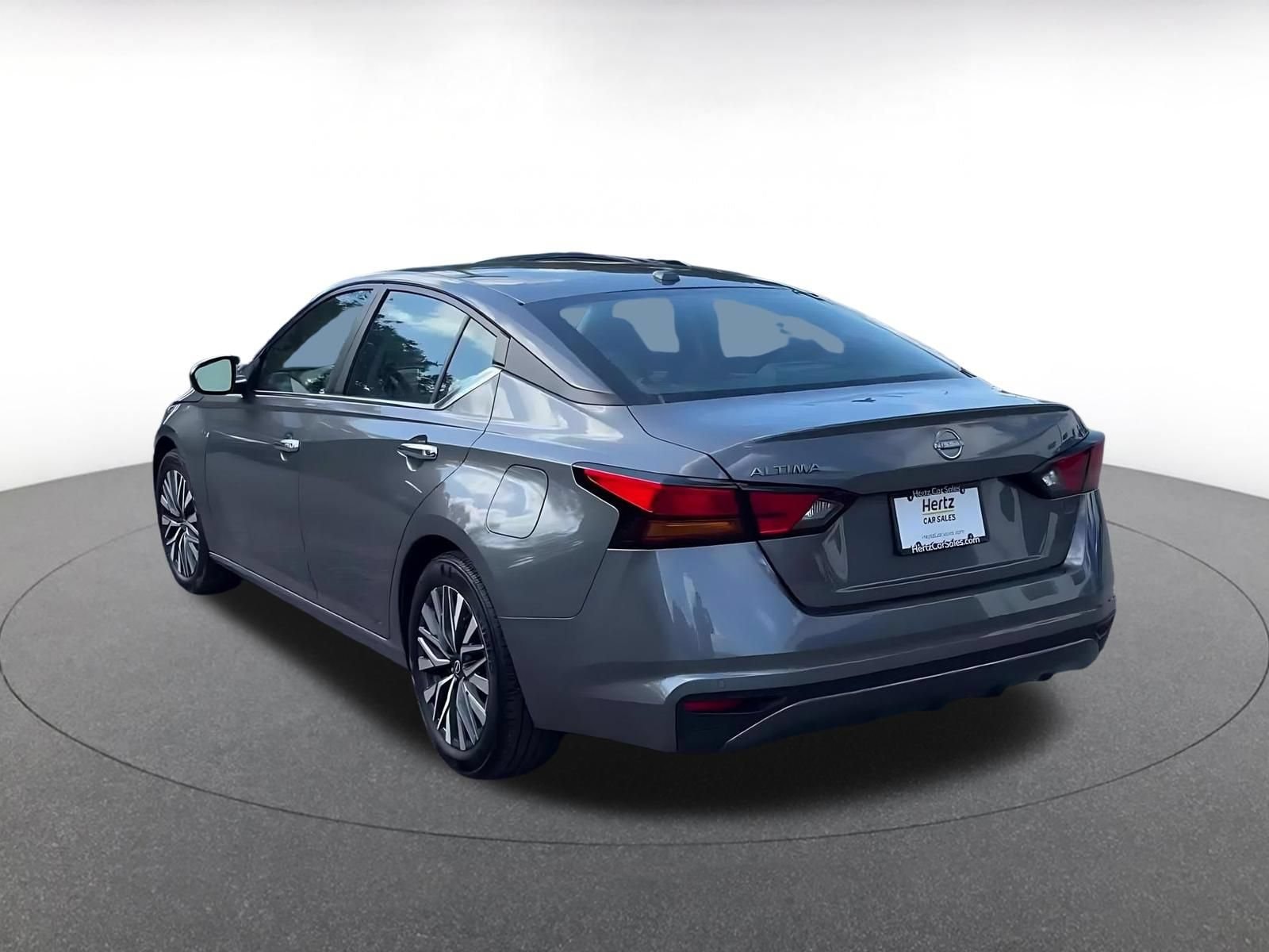 Thumbnail: 2025 Nissan Altima - 10