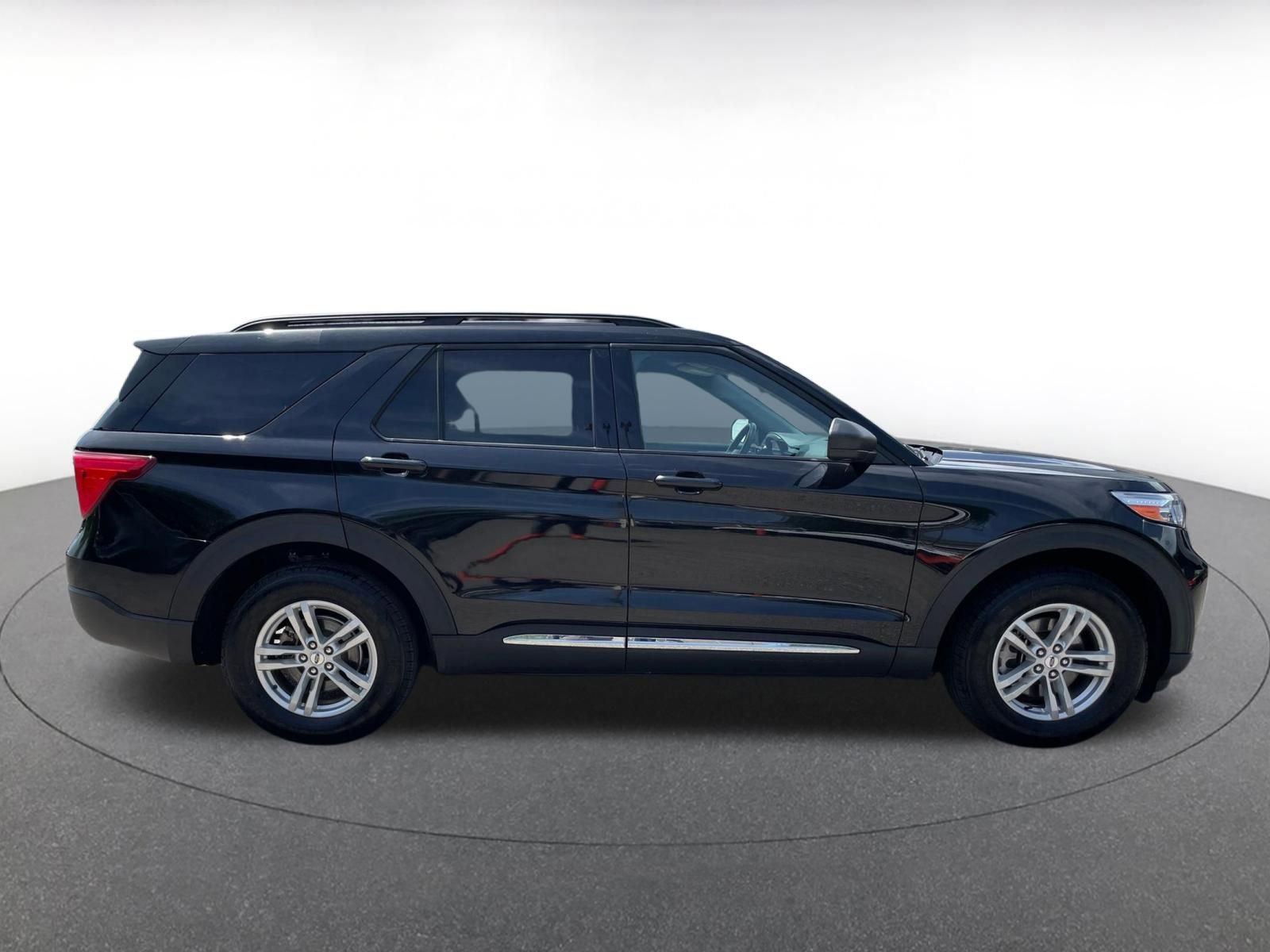 Thumbnail: 2023 Ford Explorer - 15