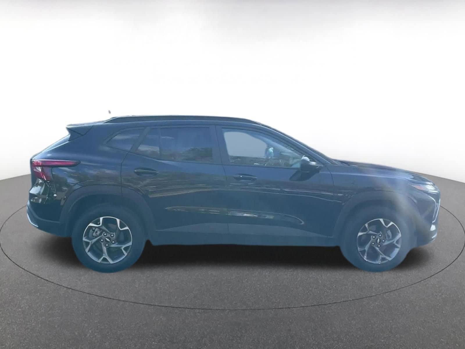 Thumbnail: 2025 Chevrolet Trax - 16