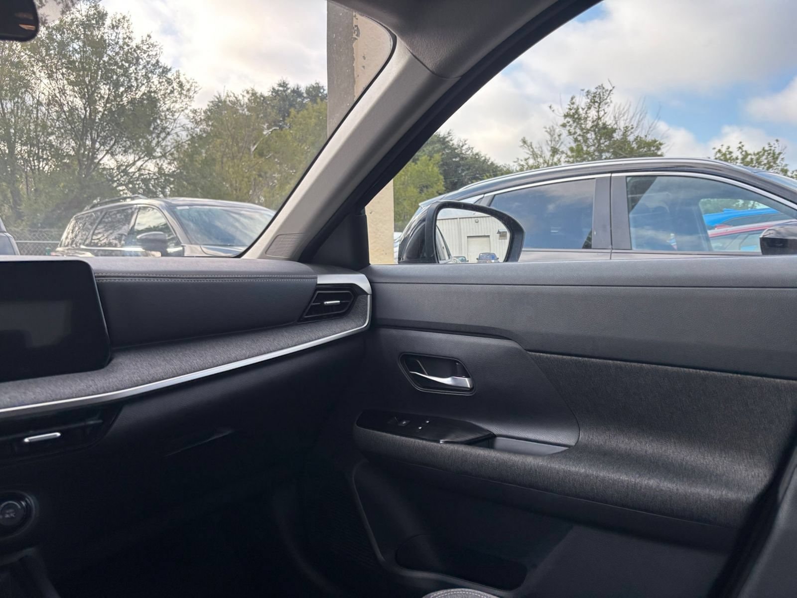 Thumbnail: 2026 Nissan Kicks - 34