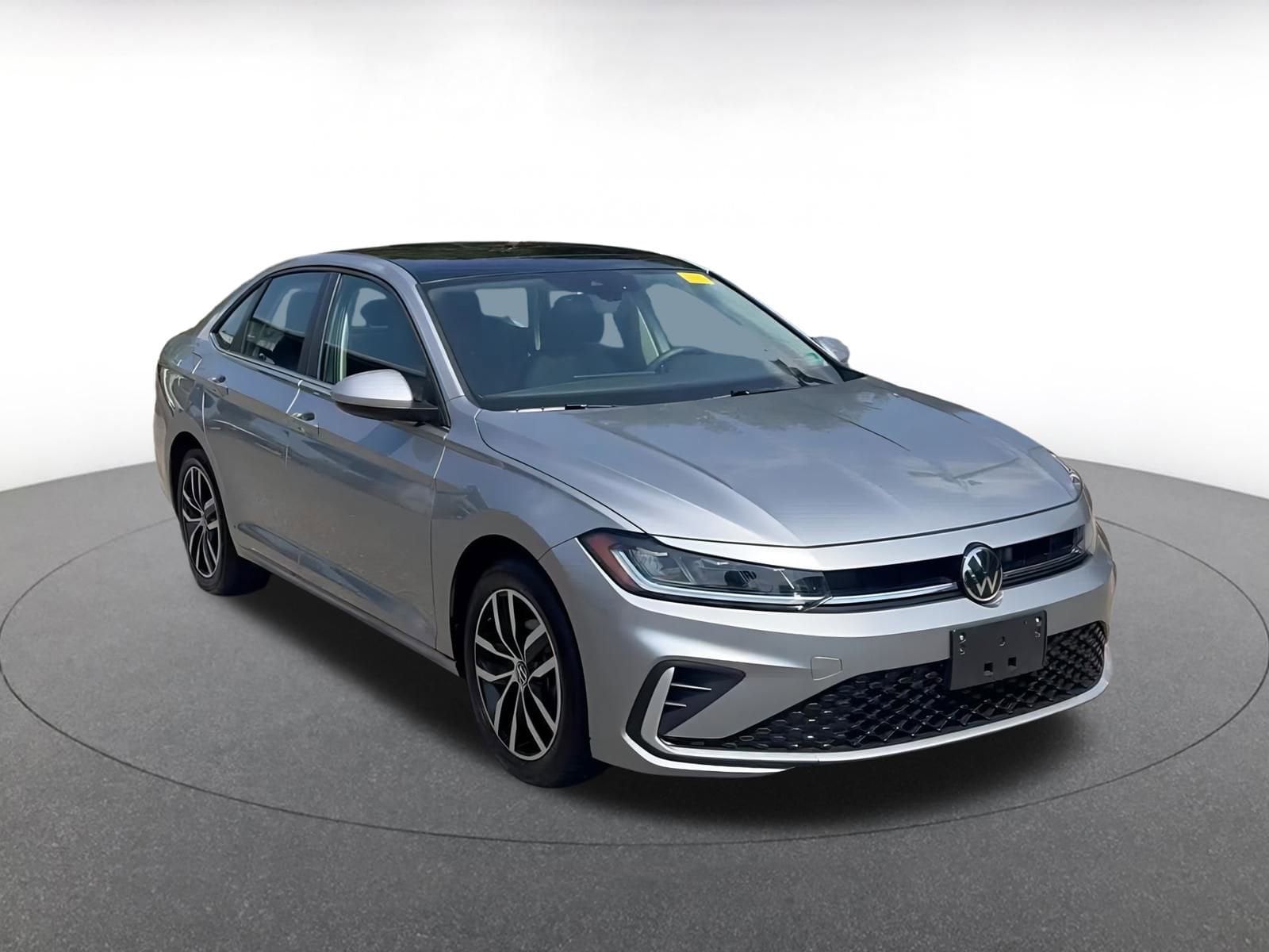 Thumbnail: 2025 Volkswagen Jetta - 2