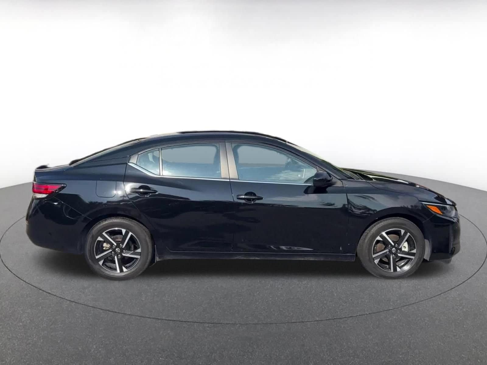 Thumbnail: 2025 Nissan Sentra - 16