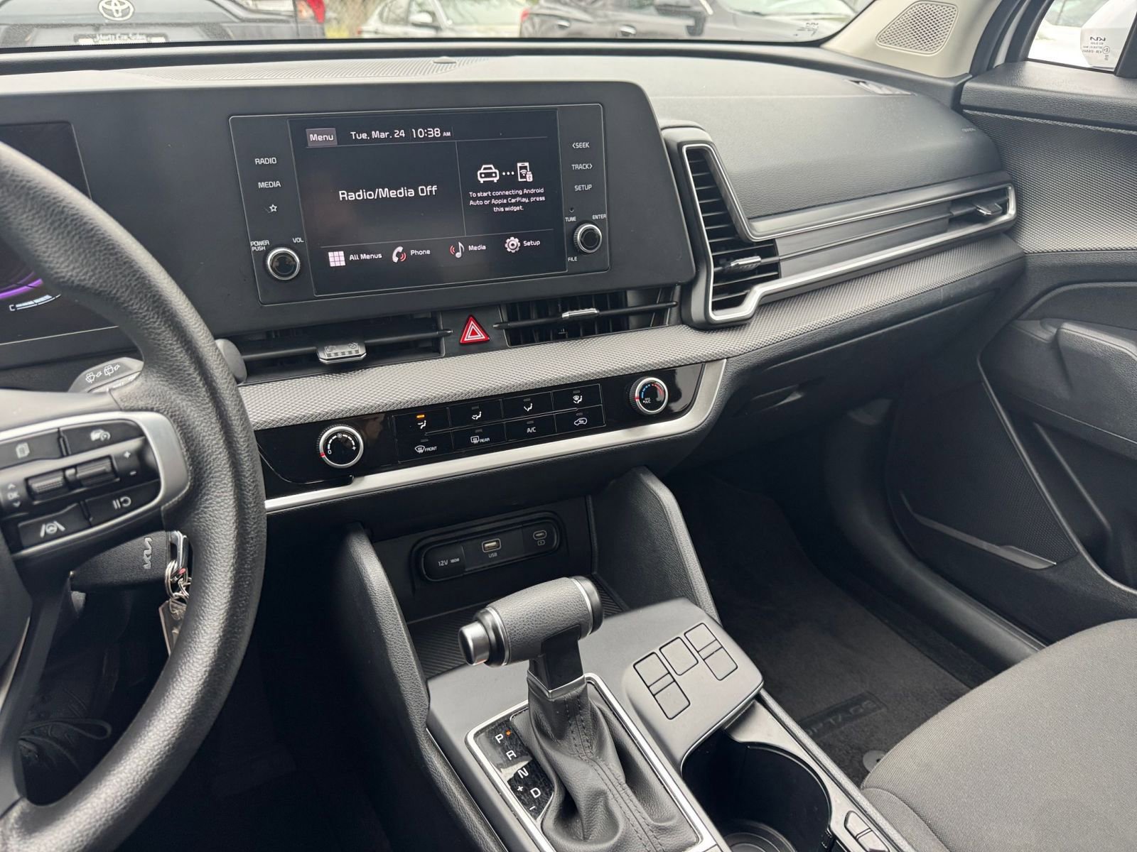 Thumbnail: 2025 Kia Sportage - 17