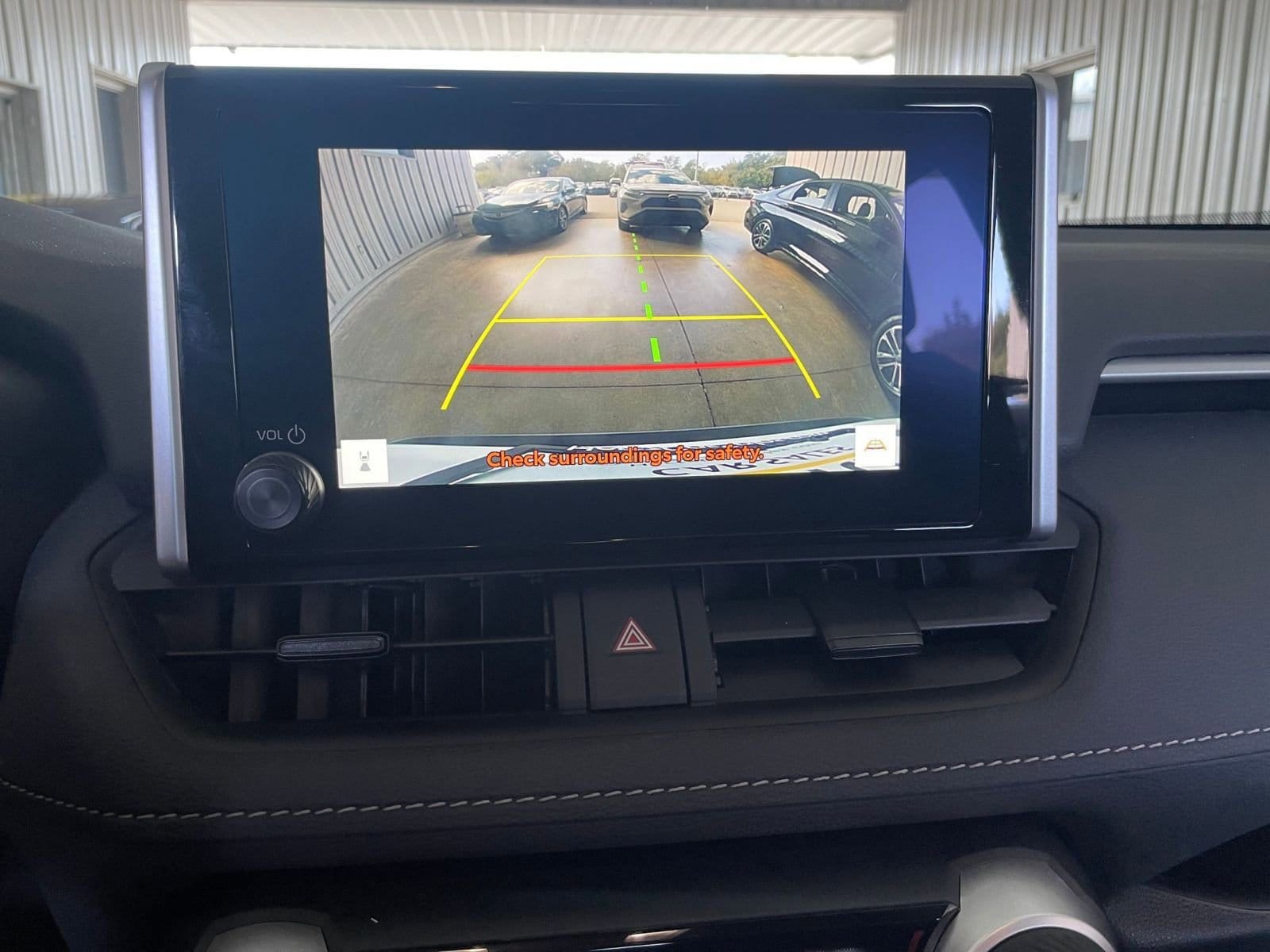 Thumbnail: 2025 Toyota RAV4 - 17