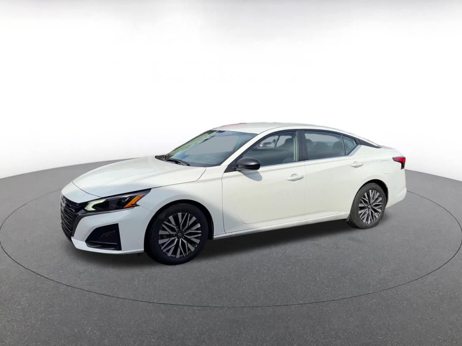 Thumbnail: 2026 Nissan Altima - 7