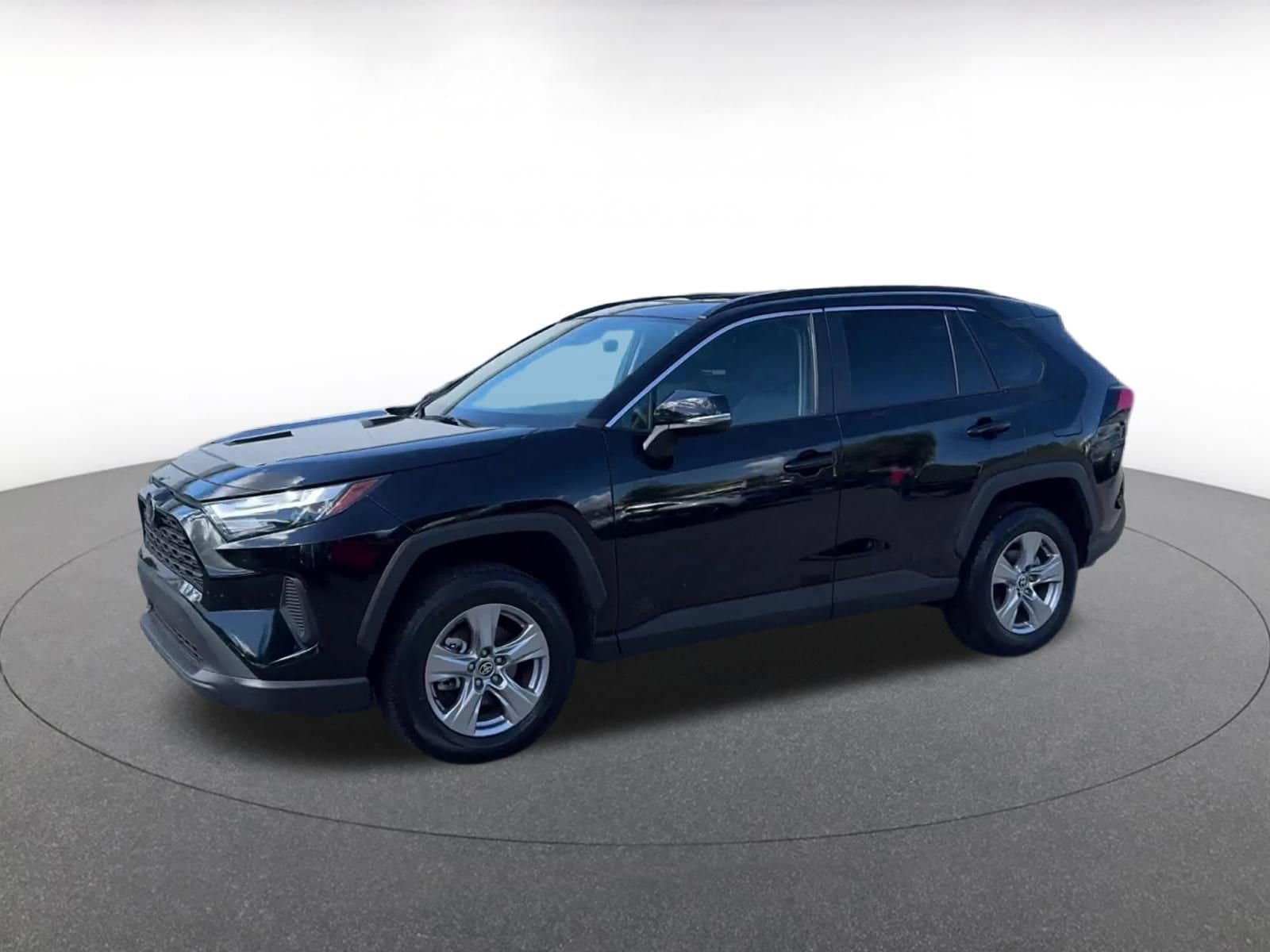Thumbnail: 2025 Toyota RAV4 - 7