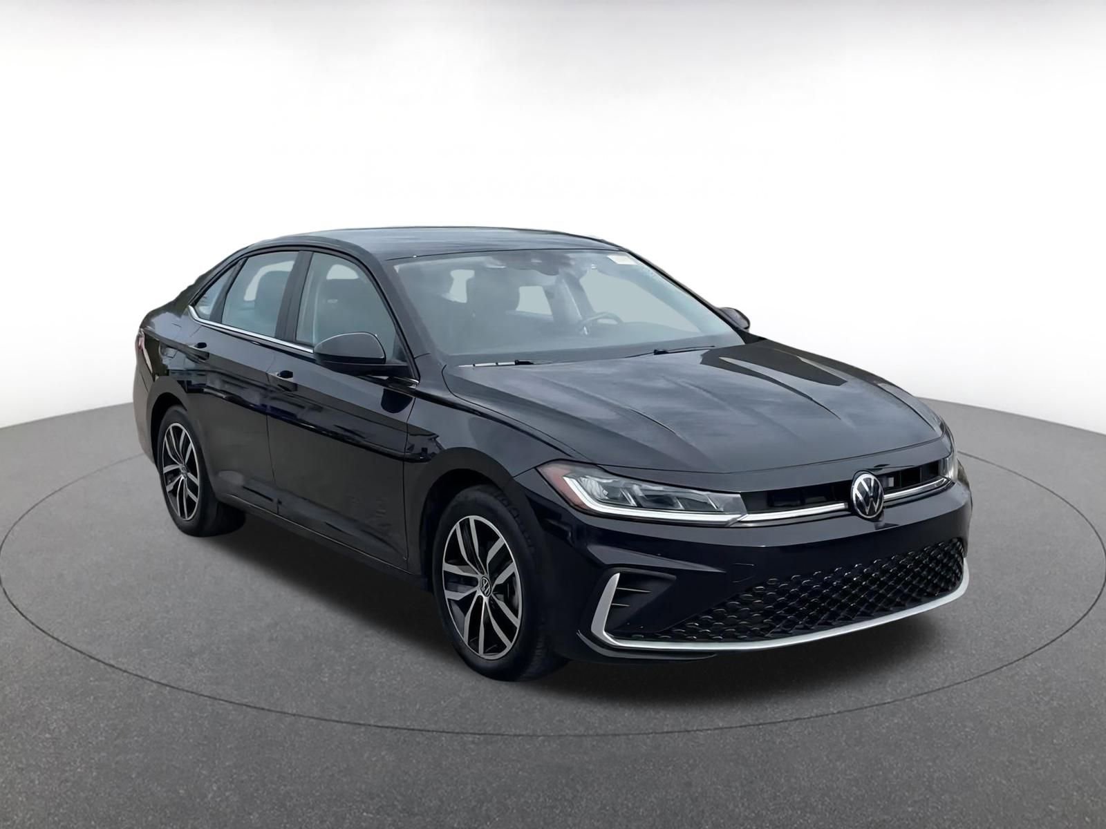 Thumbnail: 2025 Volkswagen Jetta - 2