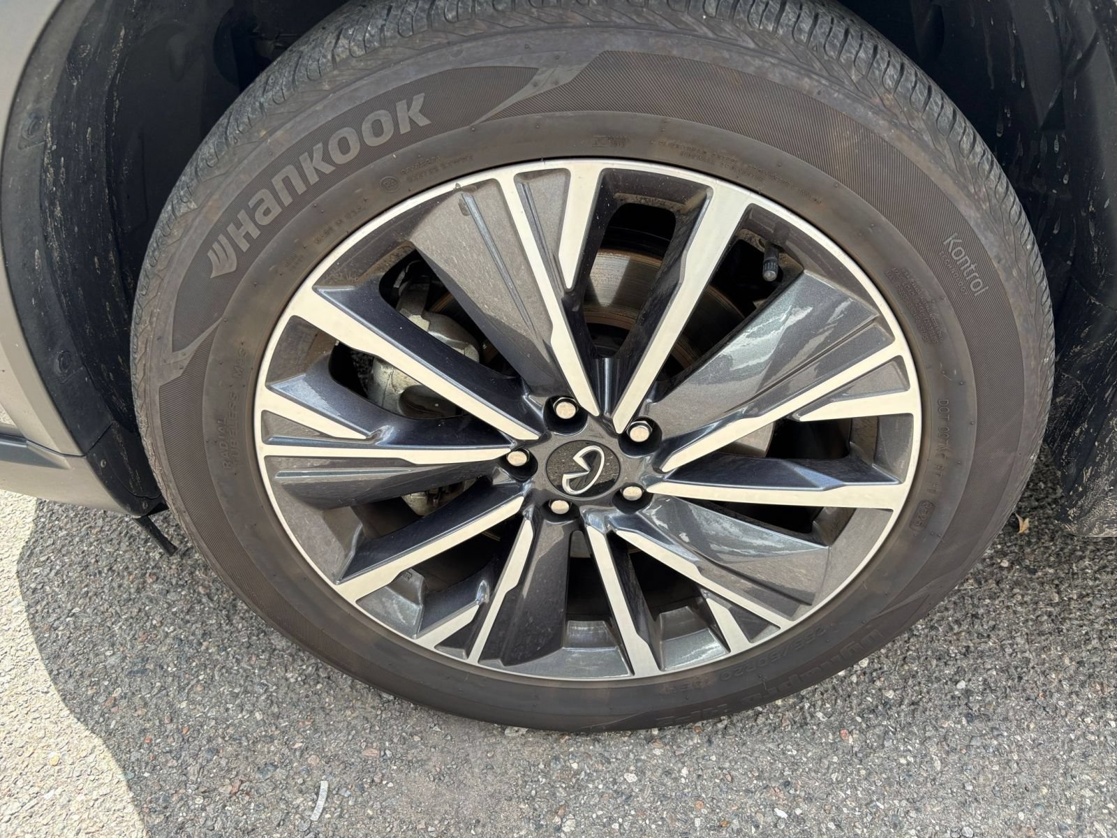 Thumbnail: 2026 INFINITI QX60 - 34