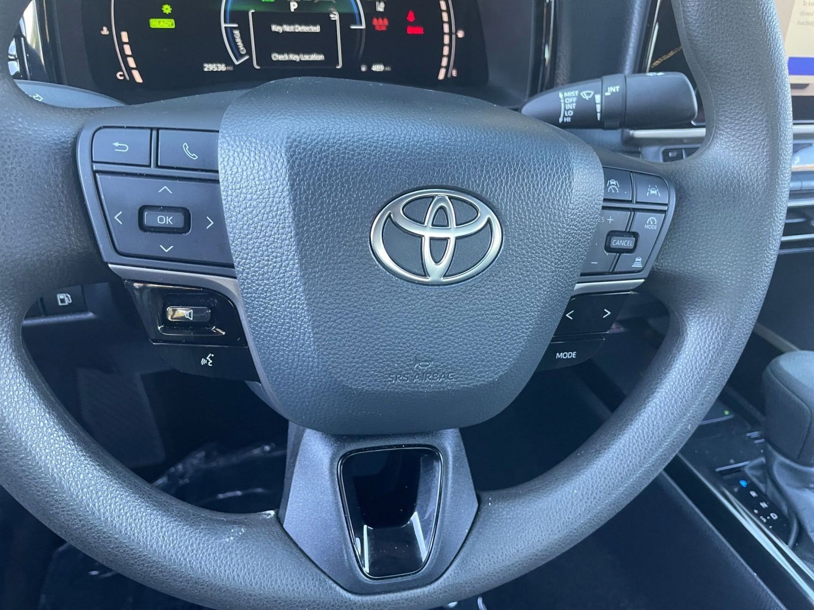 Thumbnail: 2025 Toyota Camry - 25