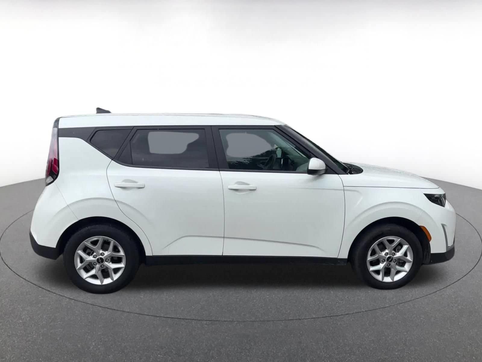 Thumbnail: 2025 Kia Soul - 16