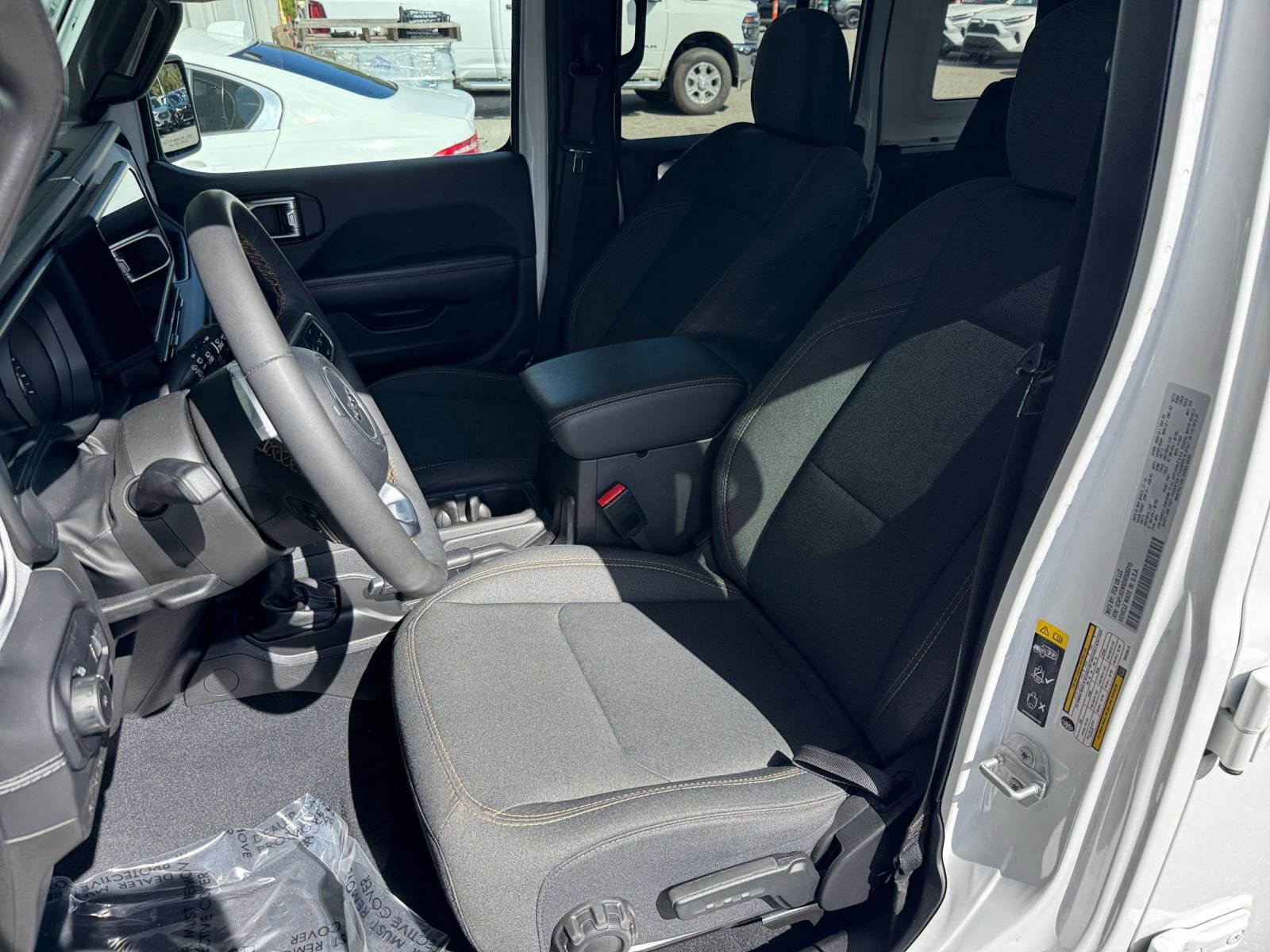 Thumbnail: 2025 Jeep Wrangler - 35