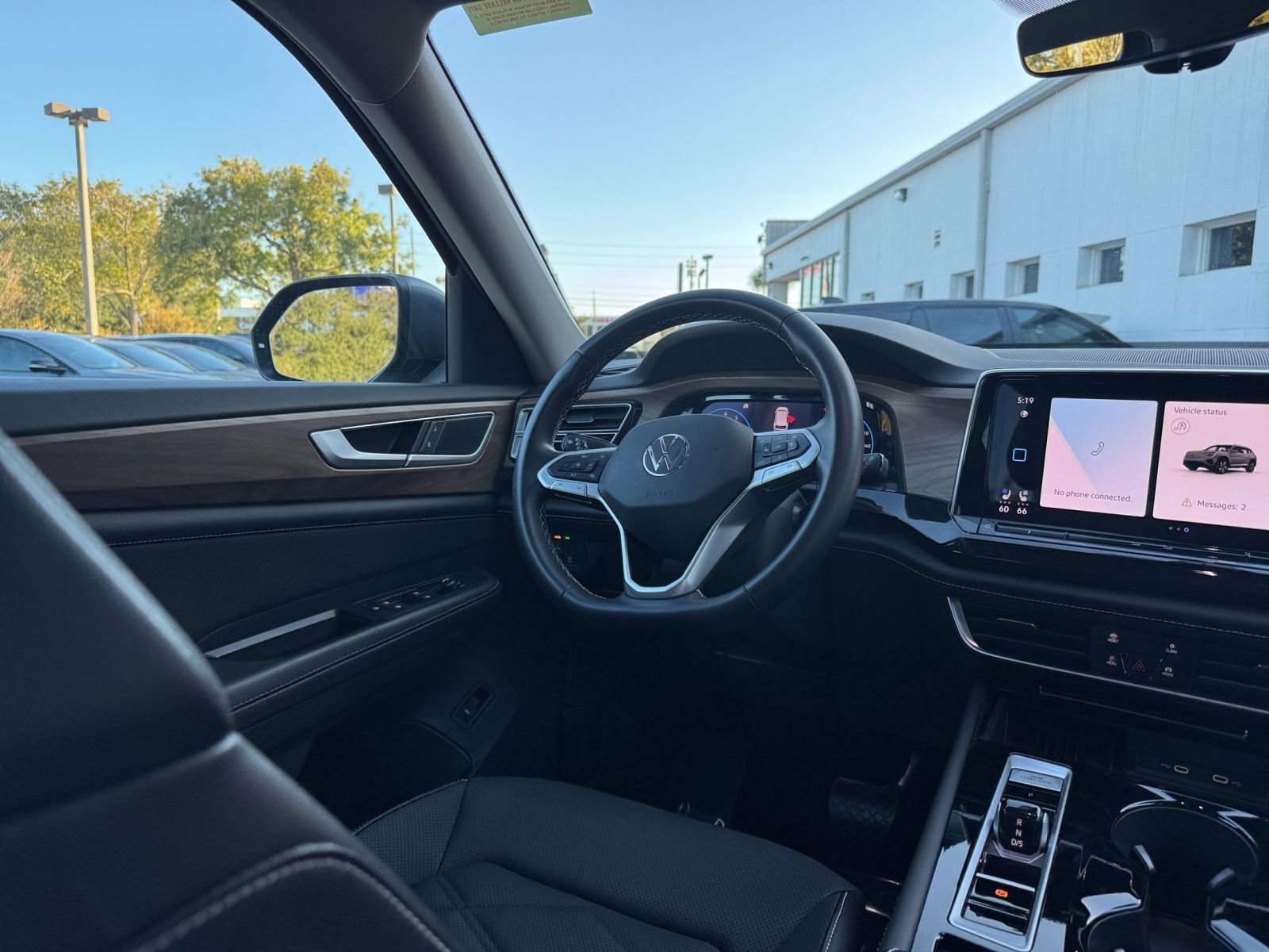 Thumbnail: 2025 Volkswagen Atlas - 34