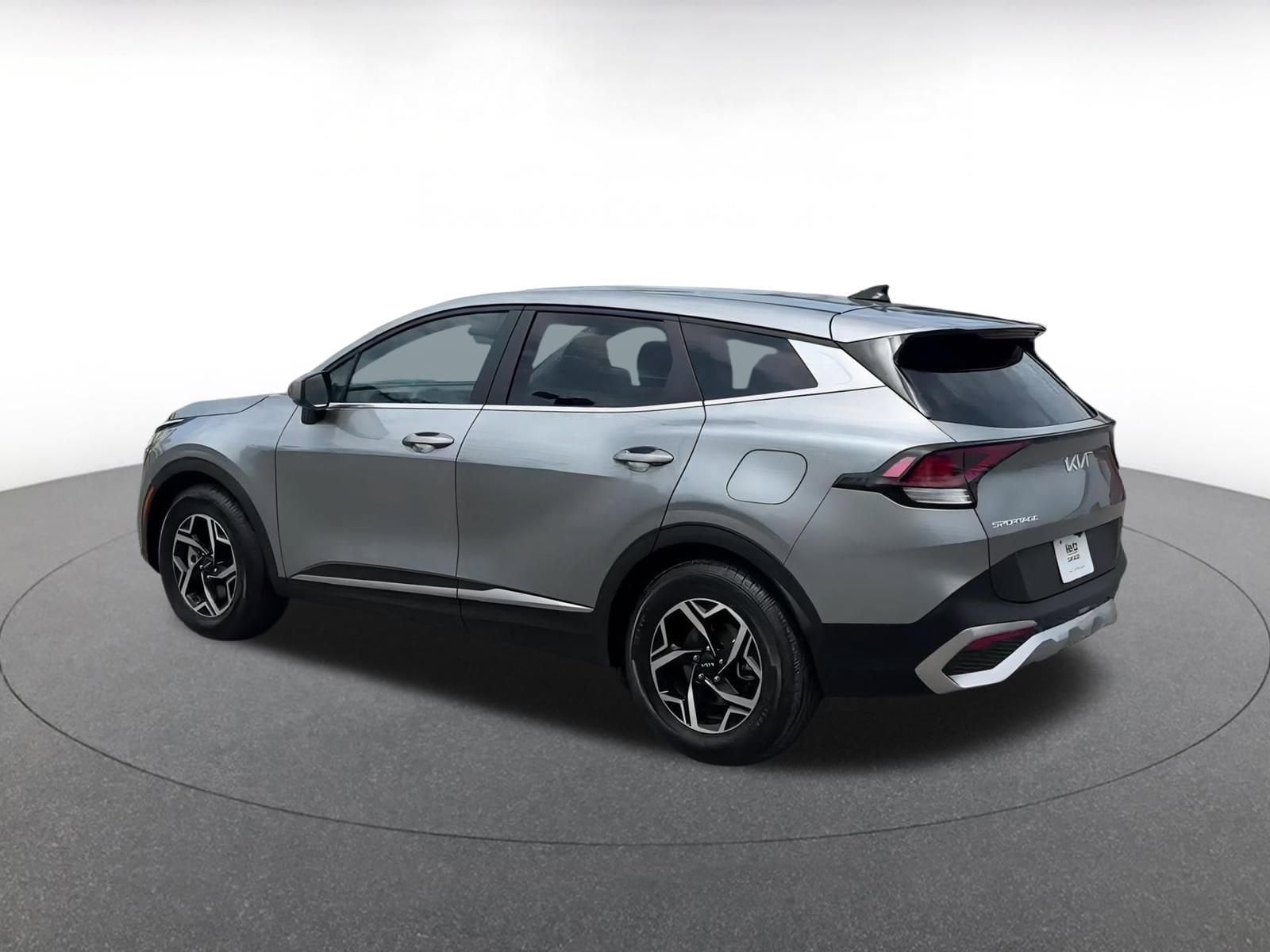 Thumbnail: 2023 Kia Sportage - 7