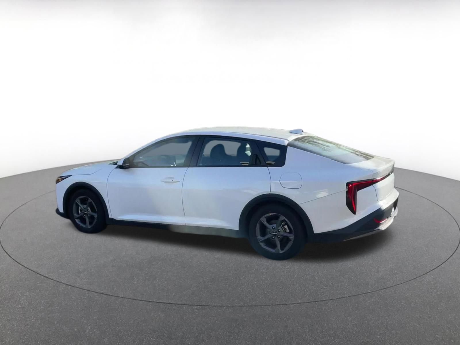 Thumbnail: 2025 Kia K4 - 9