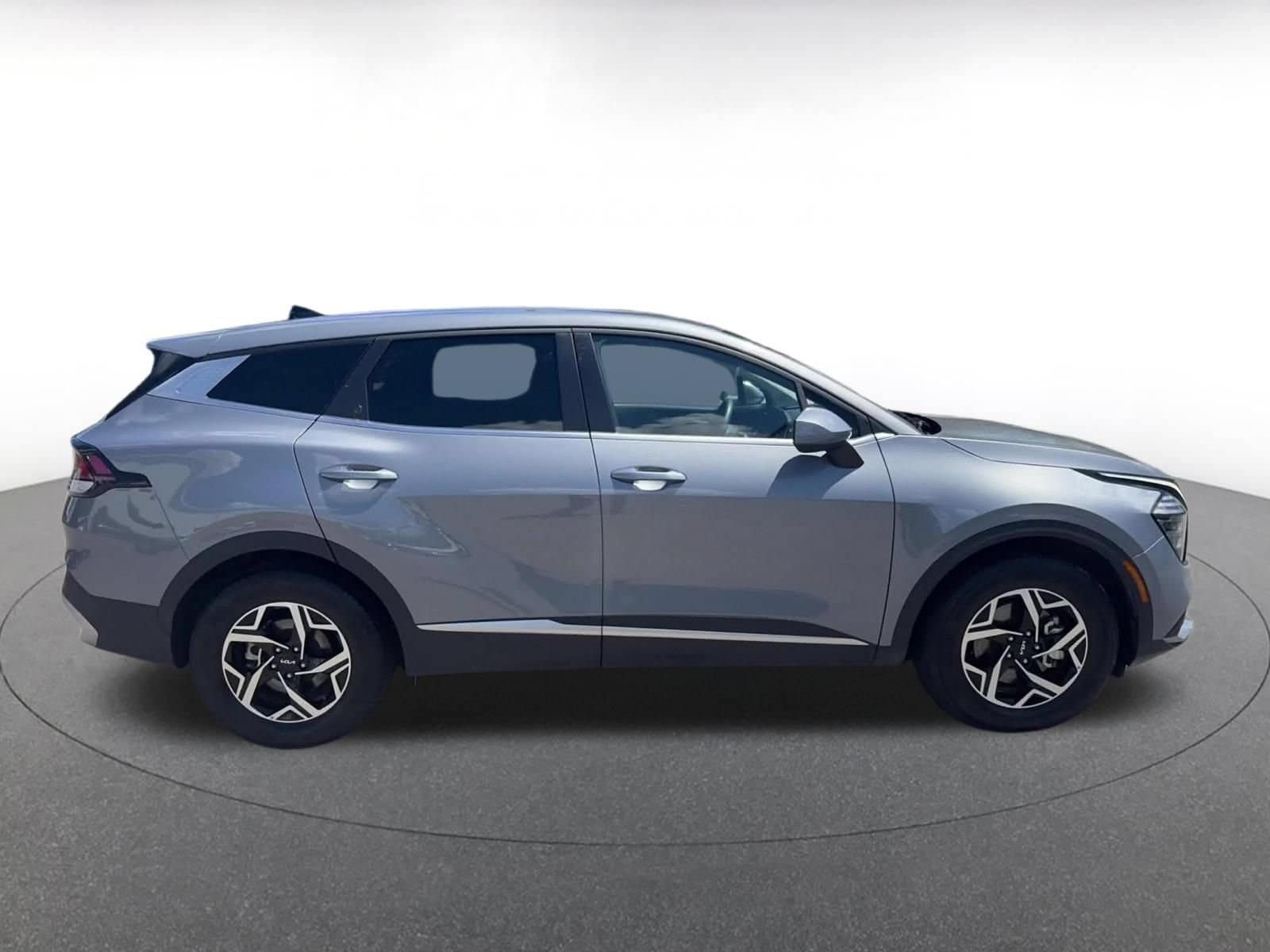 Thumbnail: 2025 Kia Sportage - 15