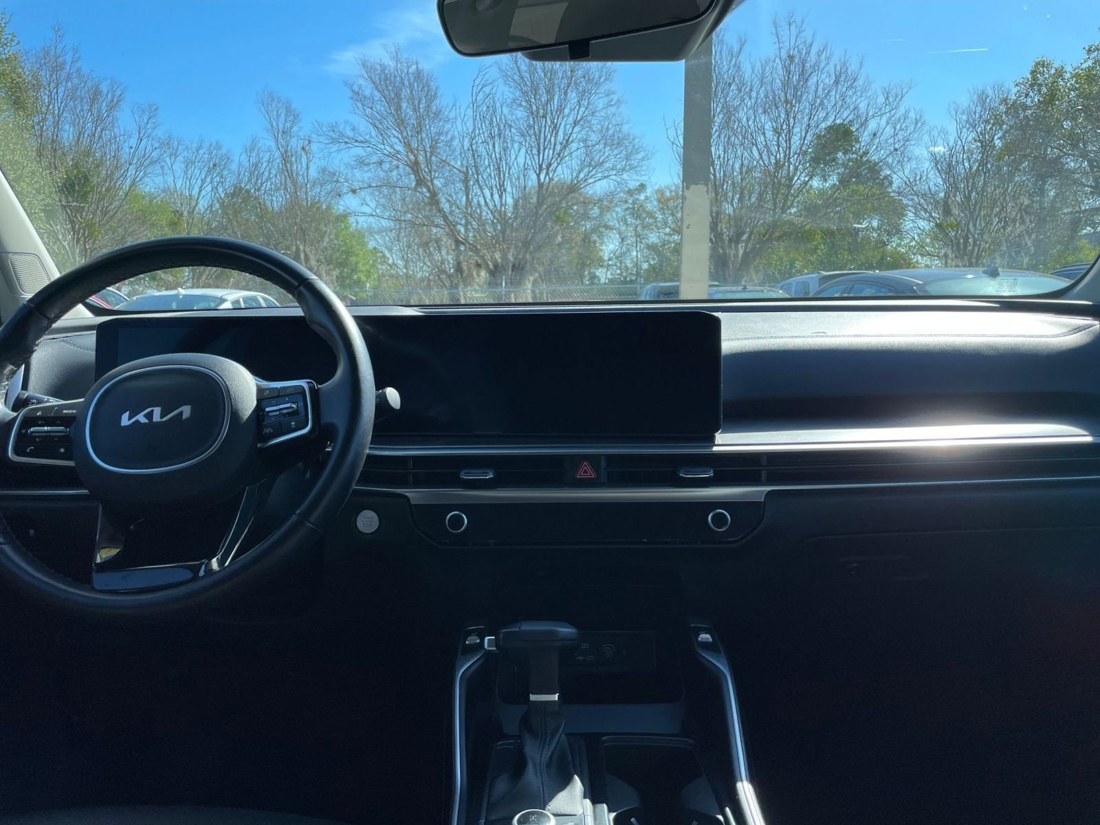 Thumbnail: 2024 Kia Sorento - 17