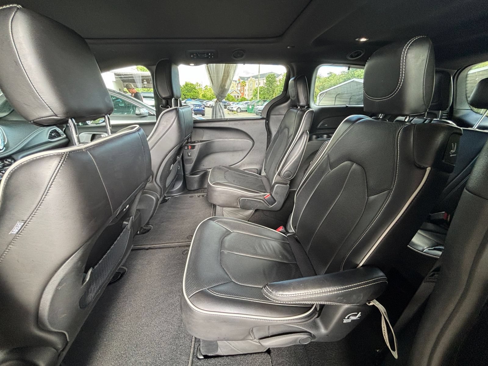 Thumbnail: 2025 Chrysler Pacifica - 24