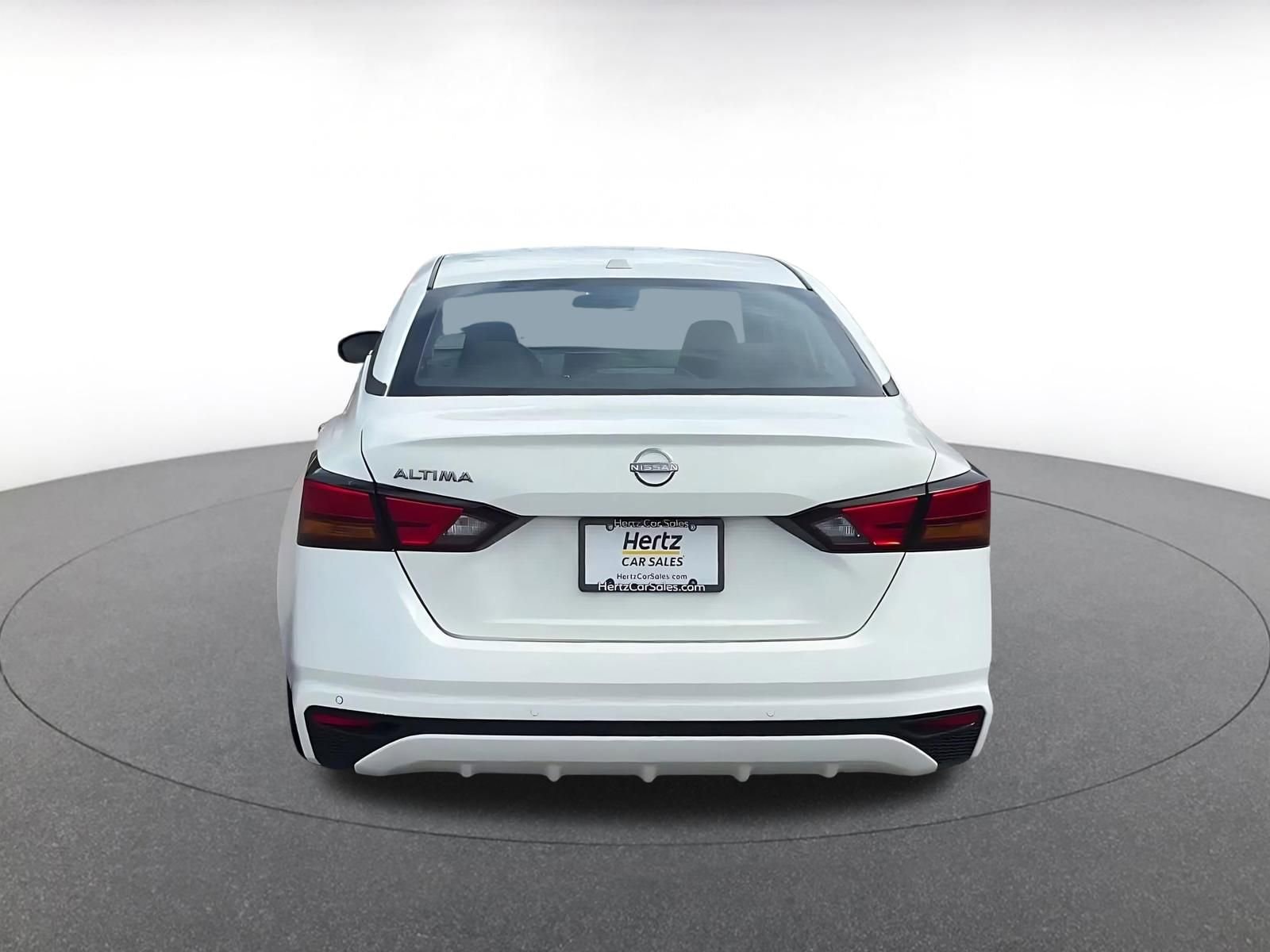 Thumbnail: 2025 Nissan Altima - 11
