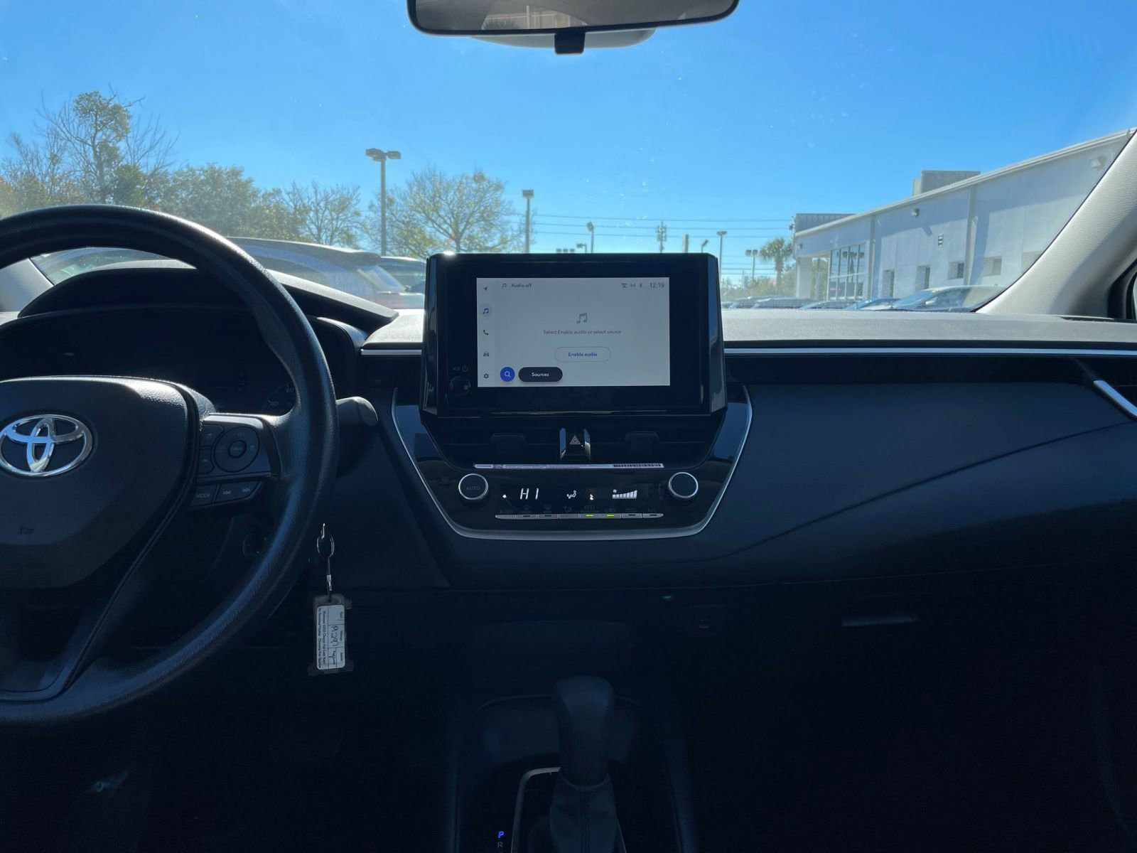 Thumbnail: 2025 Toyota Corolla - 18