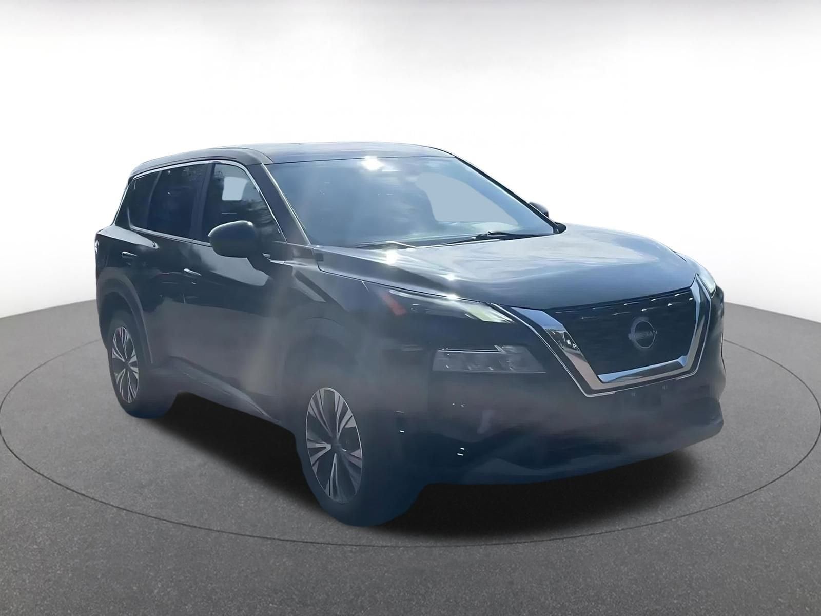 Thumbnail: 2023 Nissan Rogue - 2