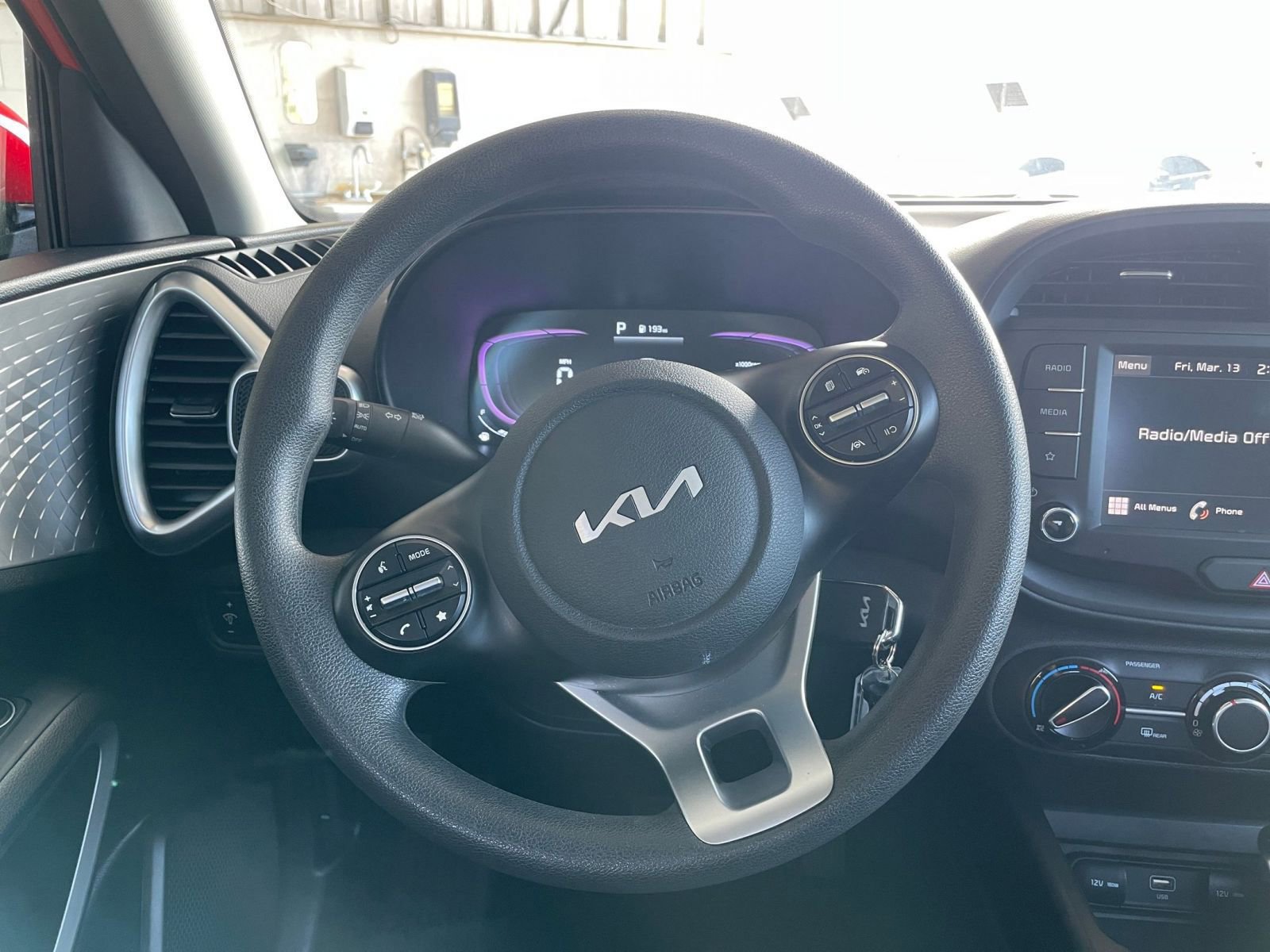 Thumbnail: 2025 Kia Soul - 25