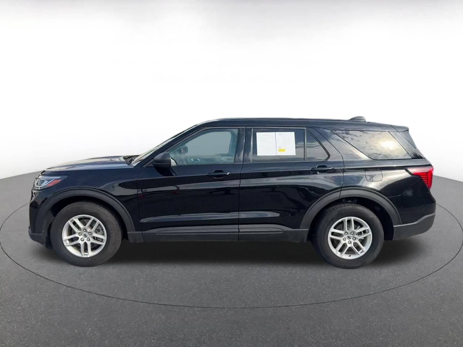 Thumbnail: 2026 Ford Explorer - 6