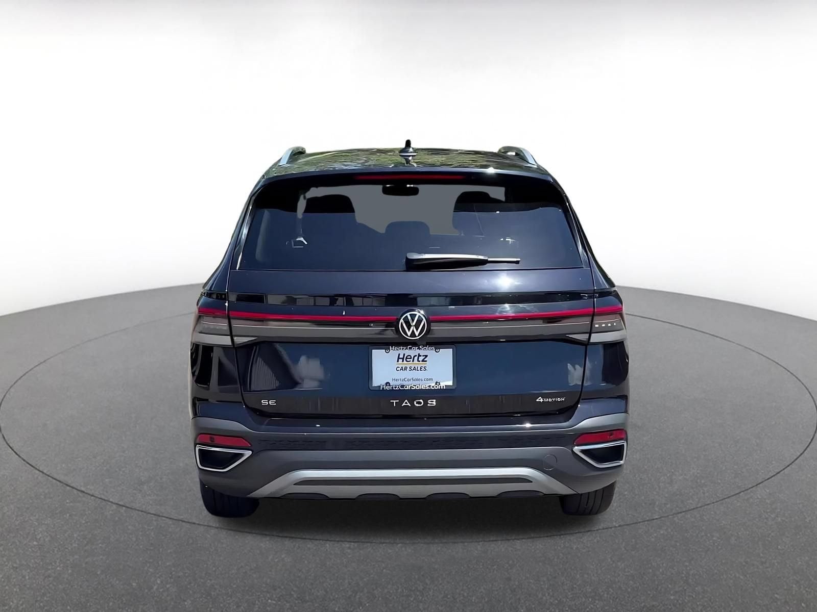Thumbnail: 2025 Volkswagen Taos - 12