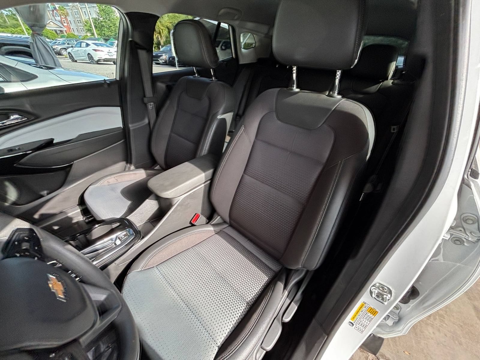 Thumbnail: 2025 Chevrolet Trax - 35