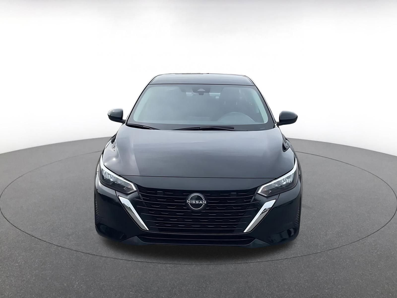 Thumbnail: 2025 Nissan Sentra - 3