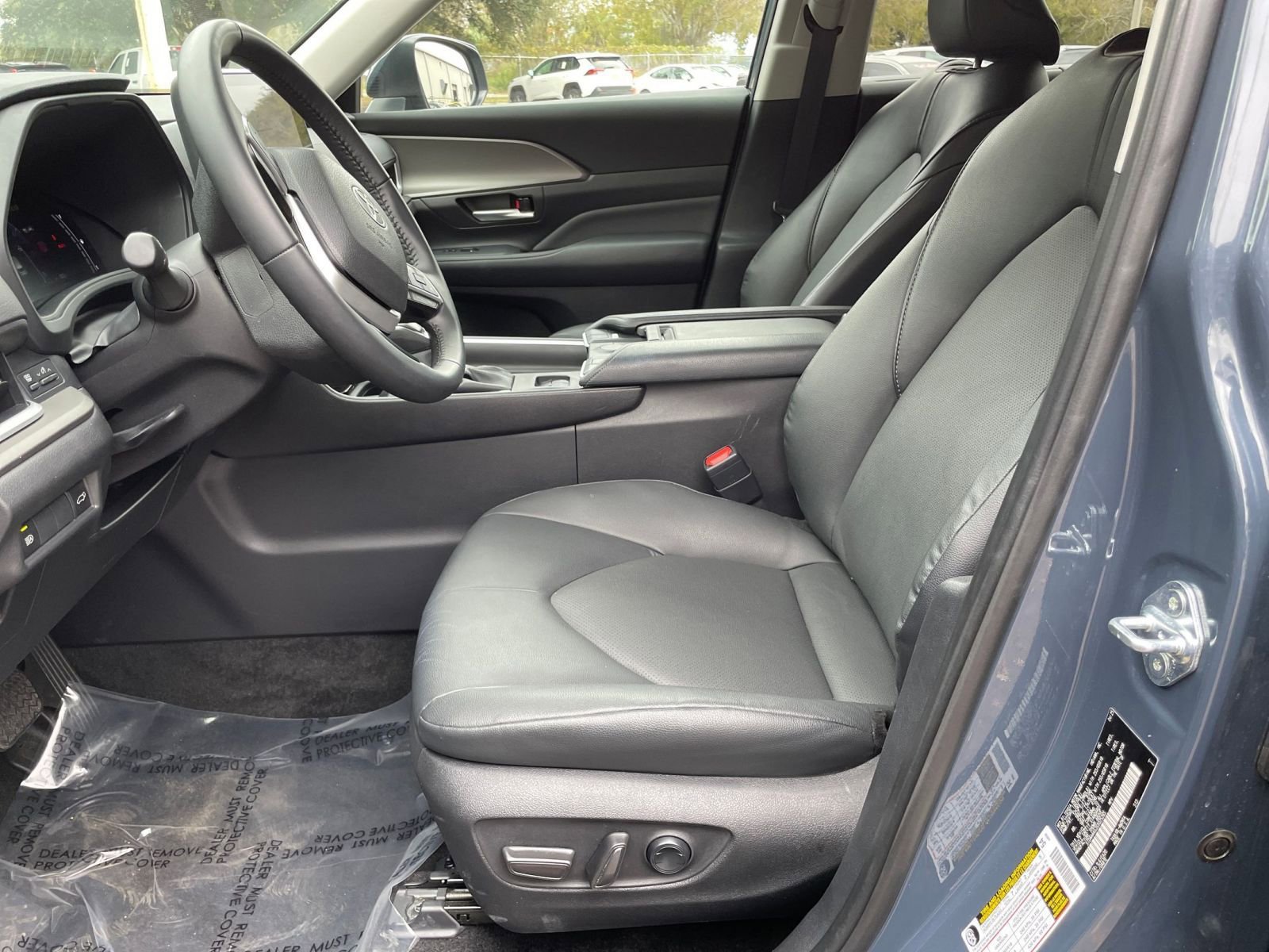 Thumbnail: 2025 Toyota Grand Highlander - 24