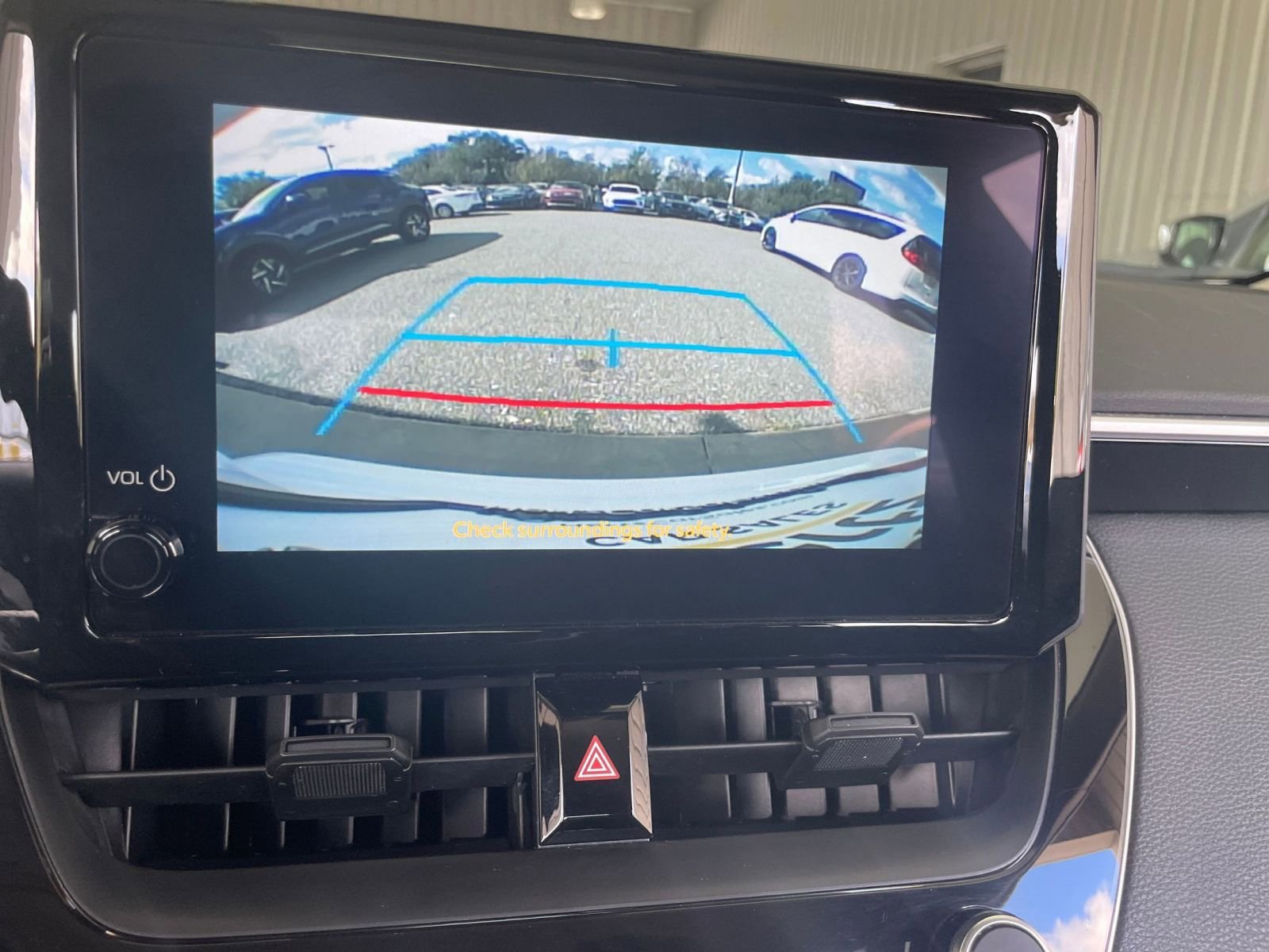 Thumbnail: 2025 Toyota Corolla - 17