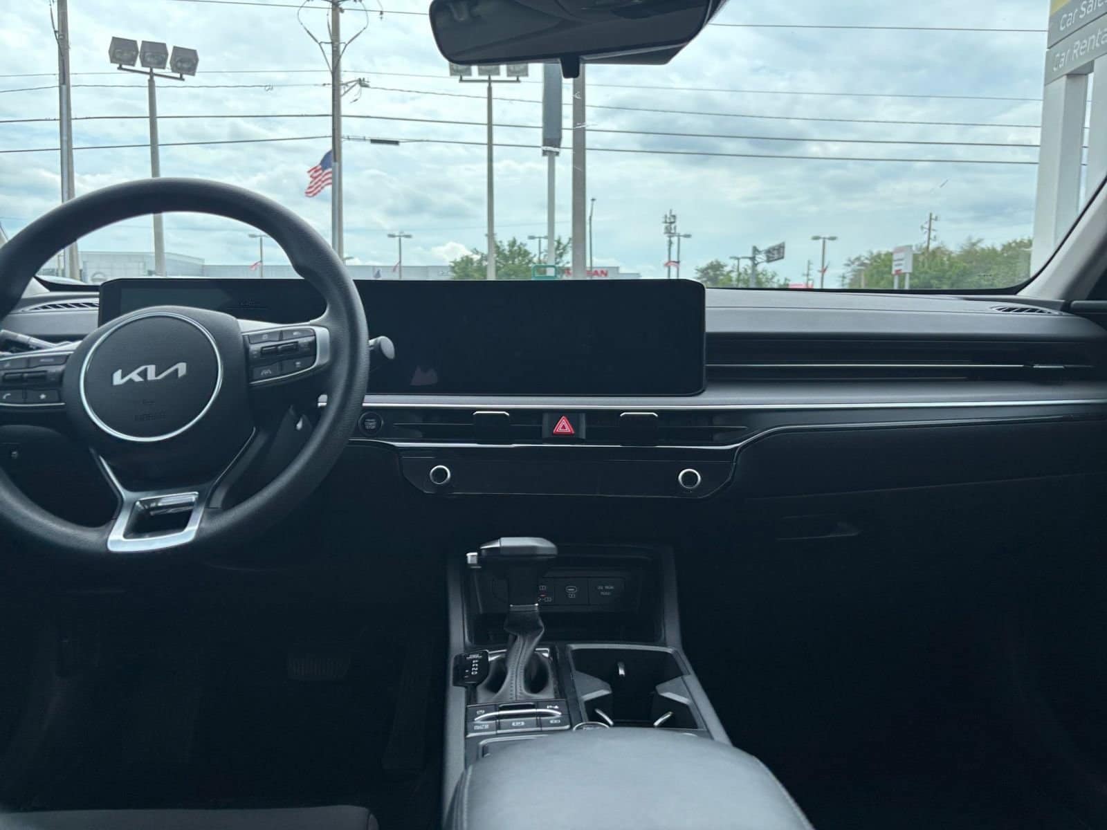 Thumbnail: 2025 Kia K5 - 17