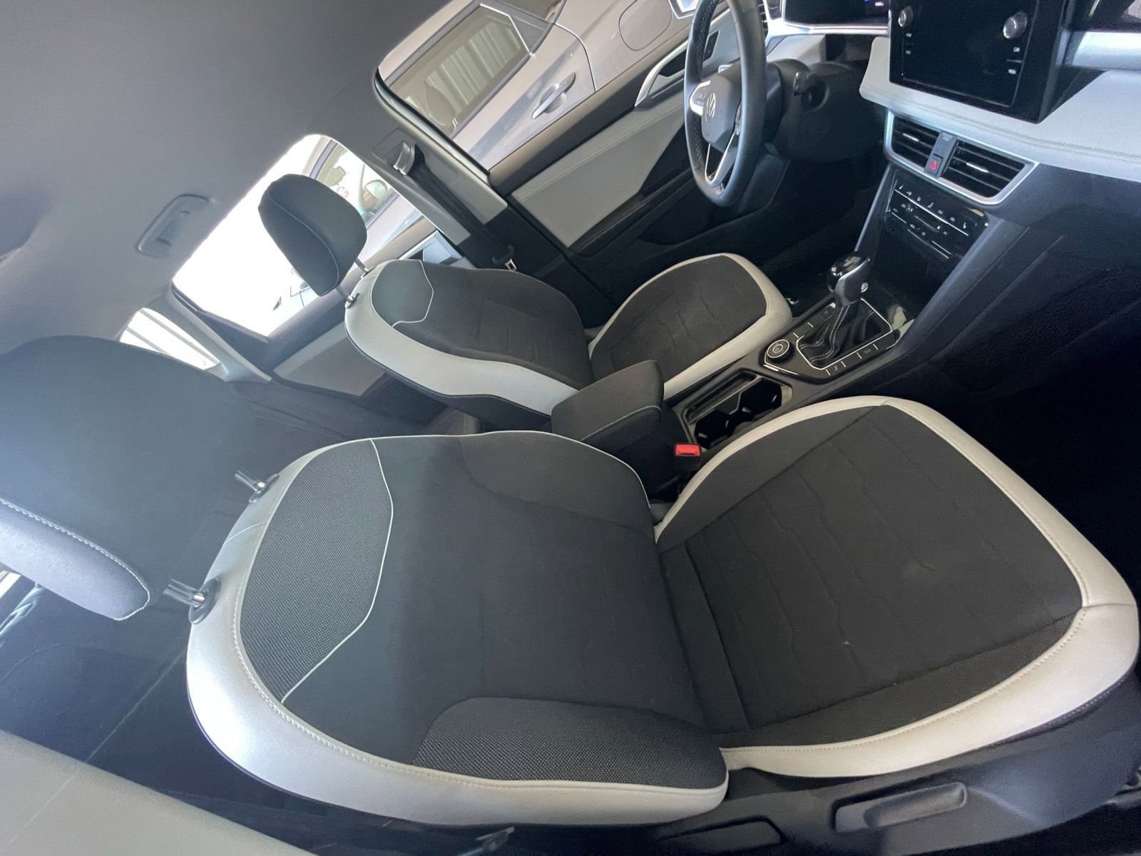 Thumbnail: 2025 Volkswagen Taos - 34