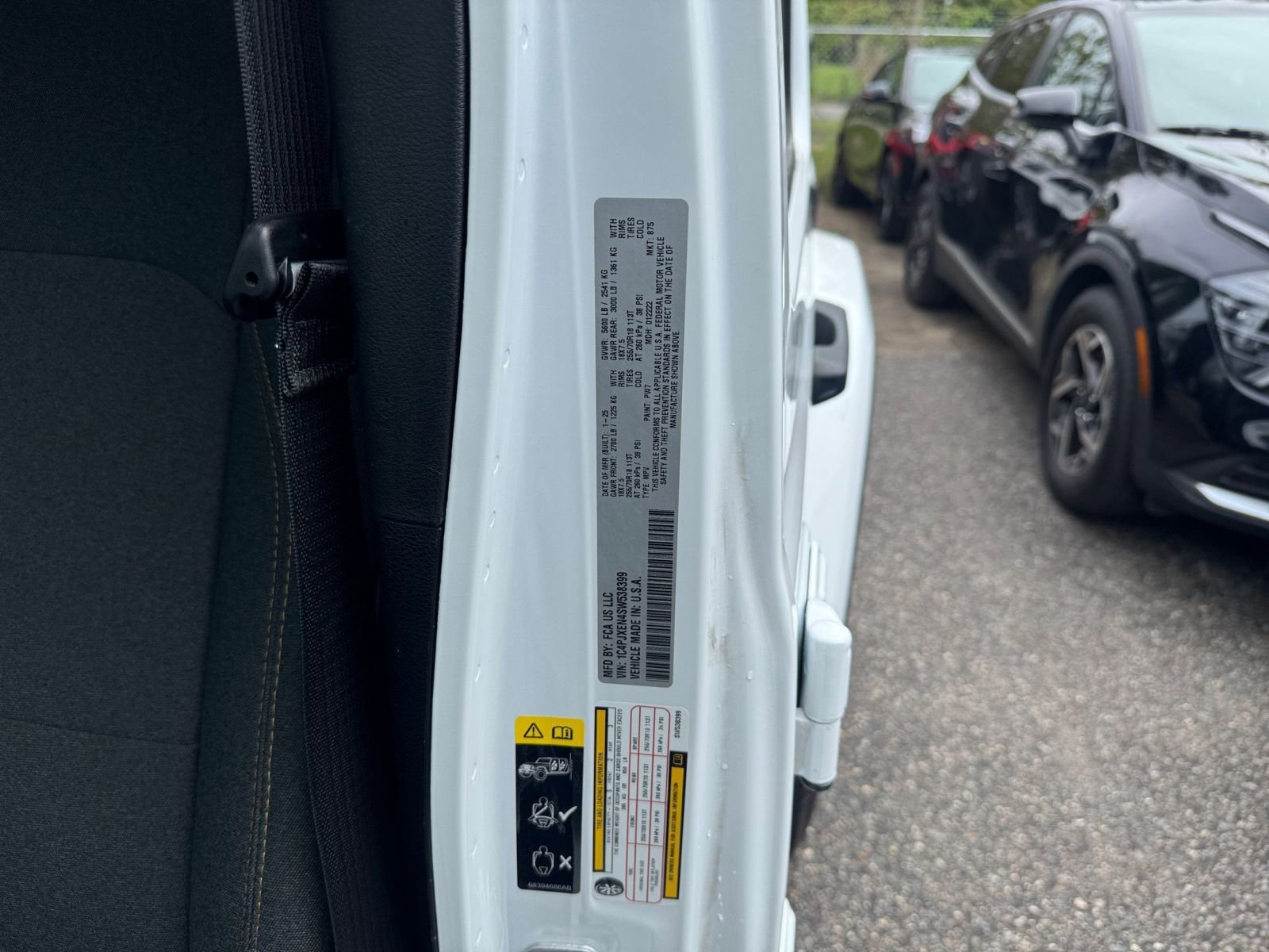 Thumbnail: 2025 Jeep Wrangler - 28