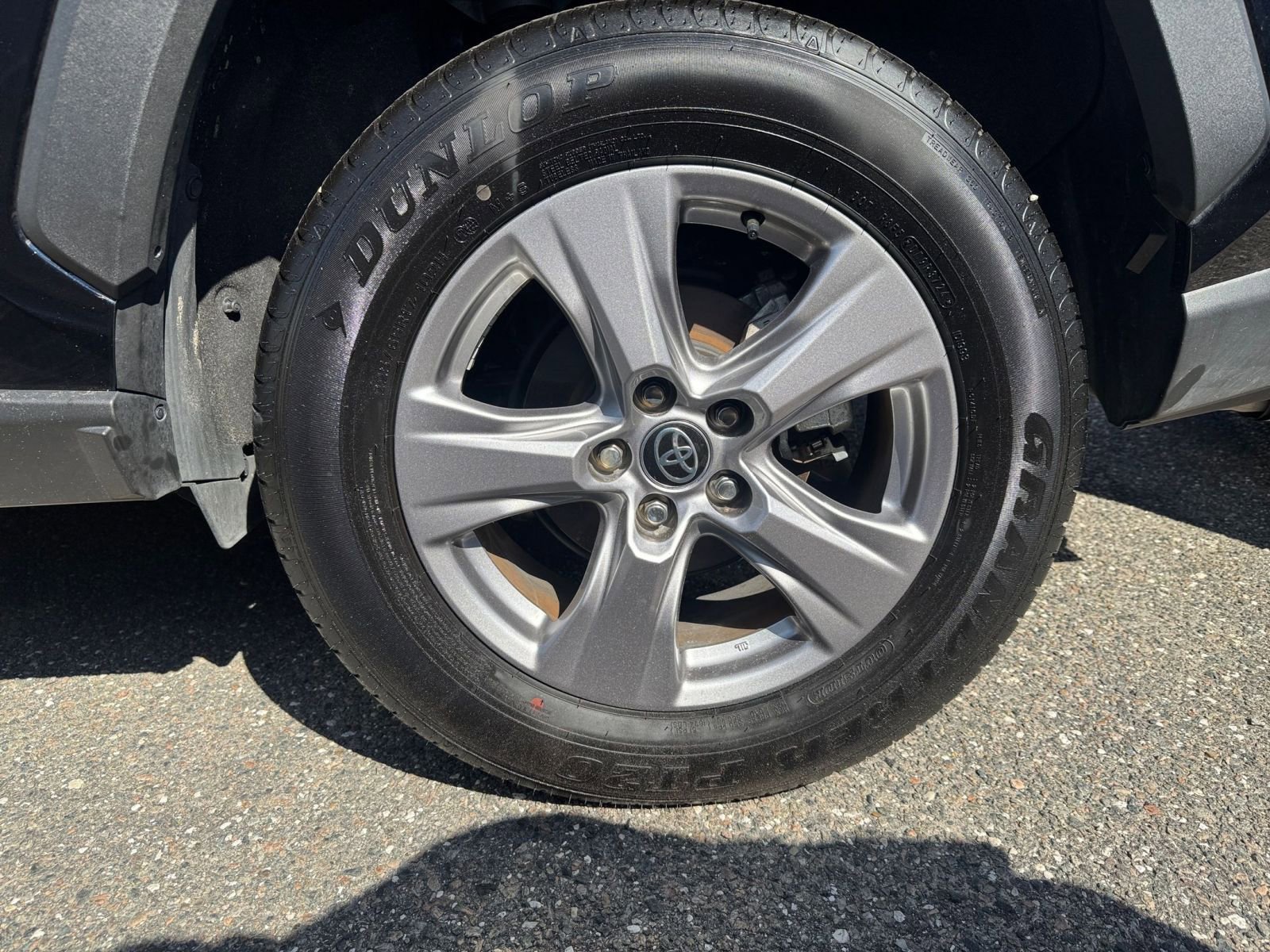 Thumbnail: 2025 Toyota RAV4 - 30